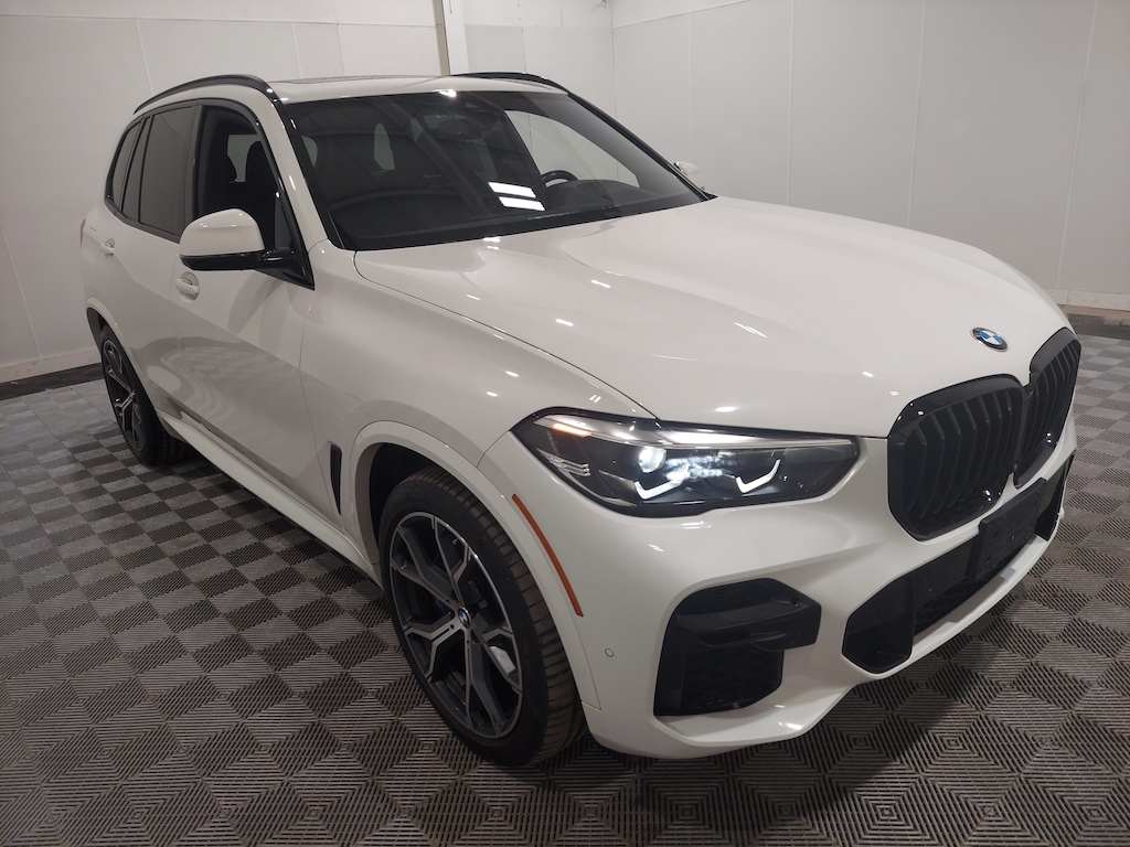 Used 2022 BMW X5 xDrive40i xDrive40i Sports Activity Vehicle