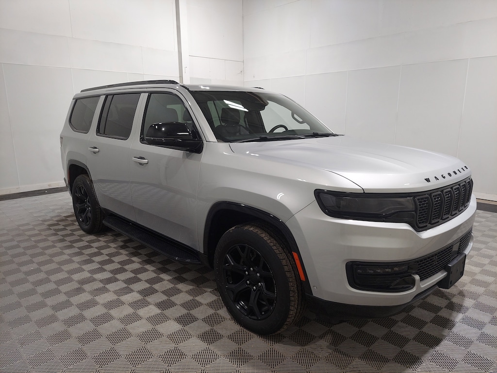 Used 2024 Jeep Wagoneer Series II Carbide Series II Carbide 4x4