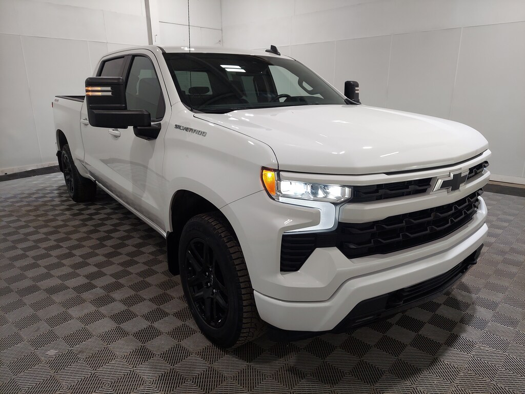 Used 2024 Chevrolet Silverado 1500 RST 4WD Crew Cab 157 RST