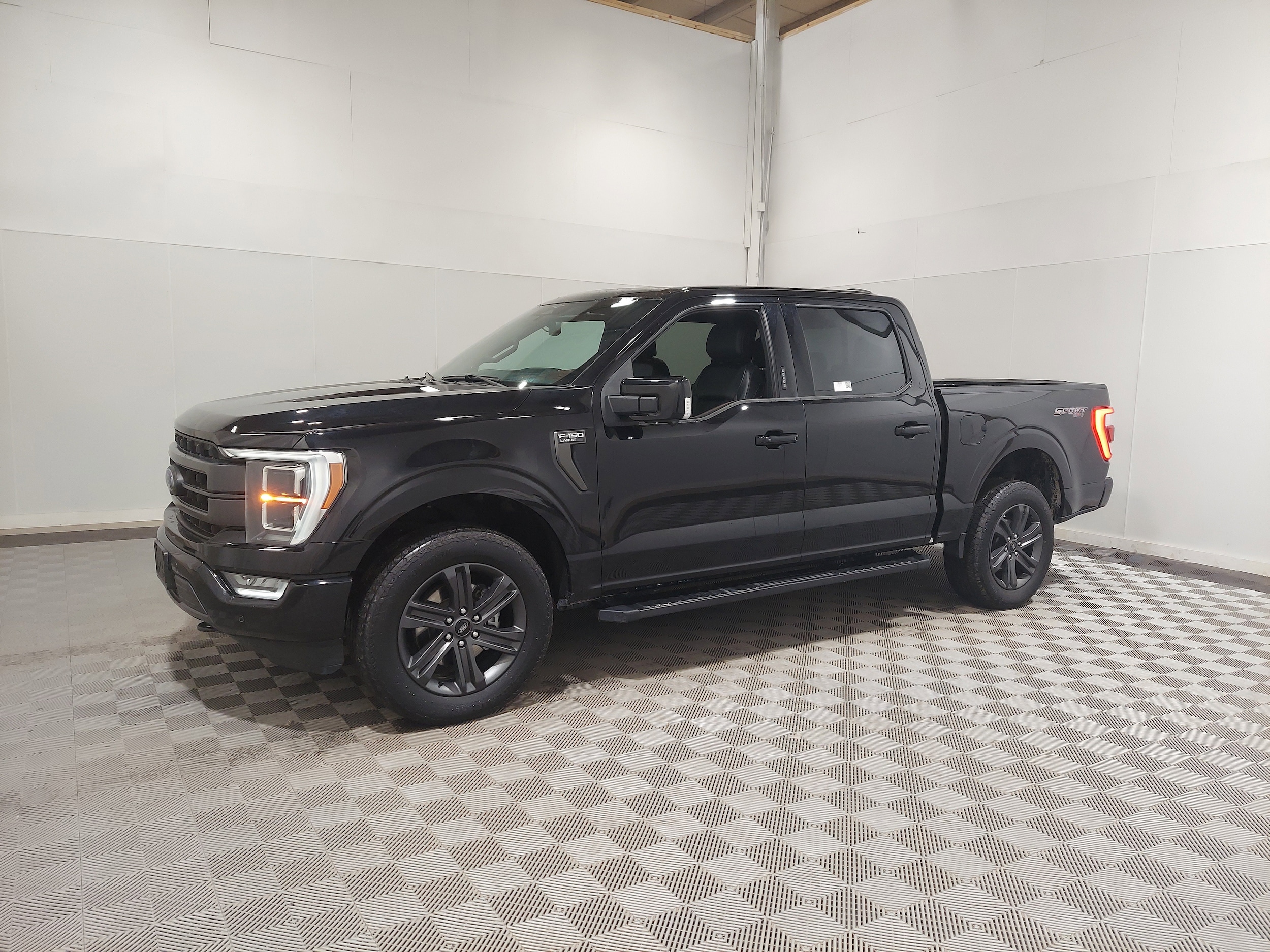 2023 Ford F-150 Lariat's photo