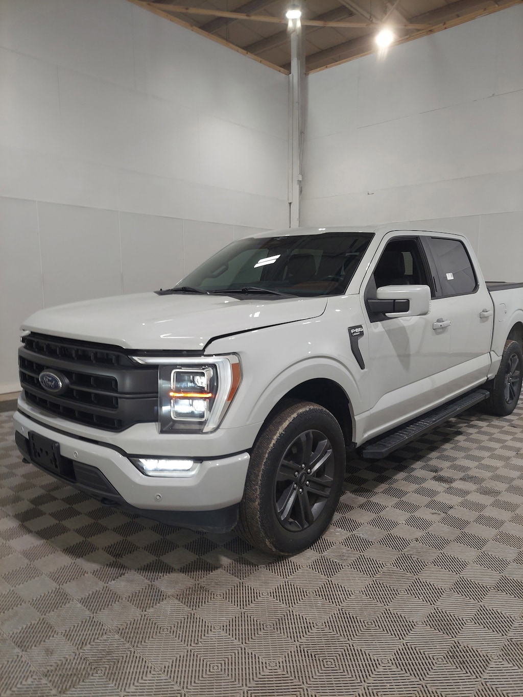 Used 2023 Ford F-150 lariat LARIAT 4WD SuperCrew 5.5 Box