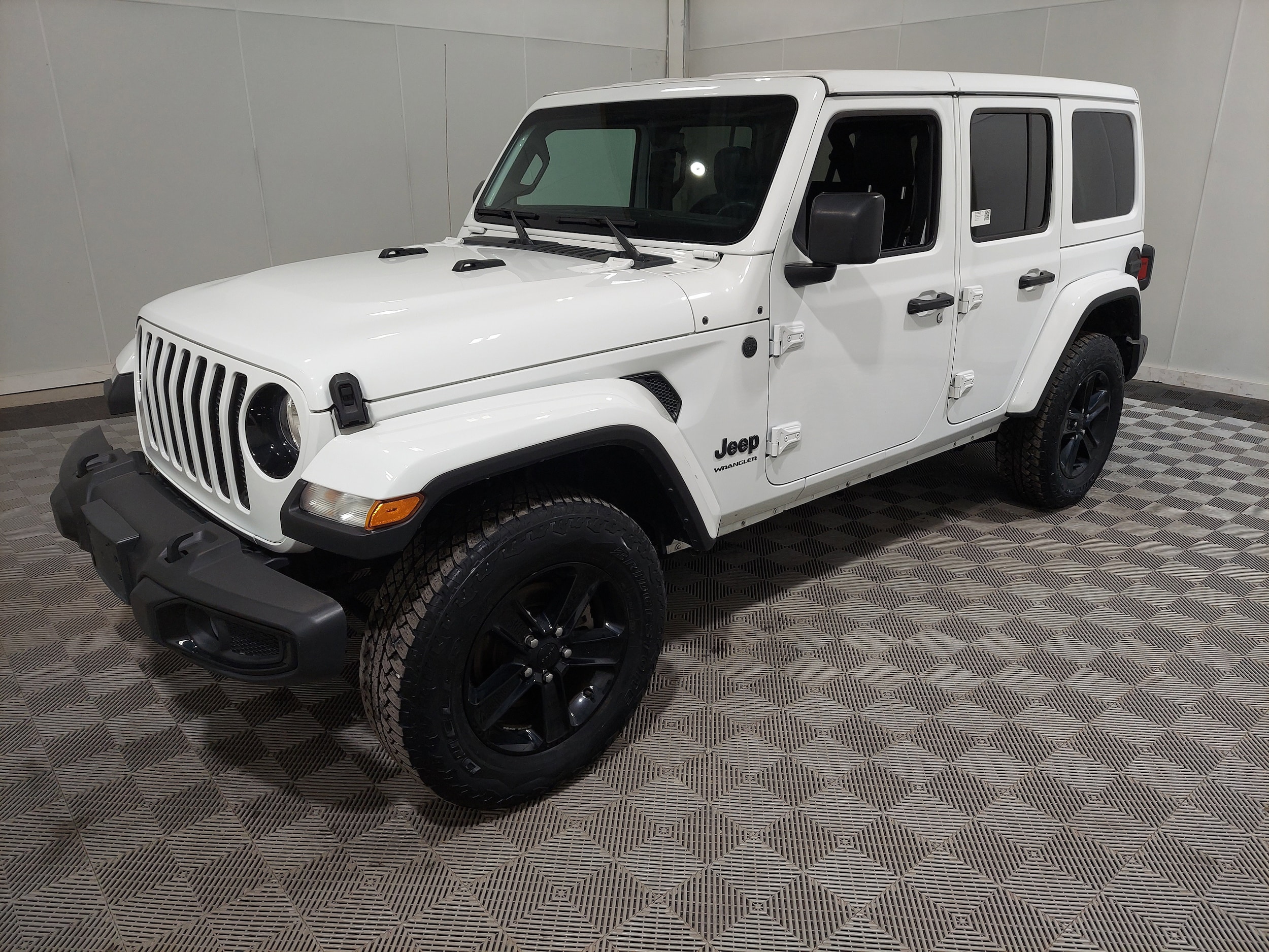 2023 Jeep Wrangler 4-Door Sahara Altitude's photo