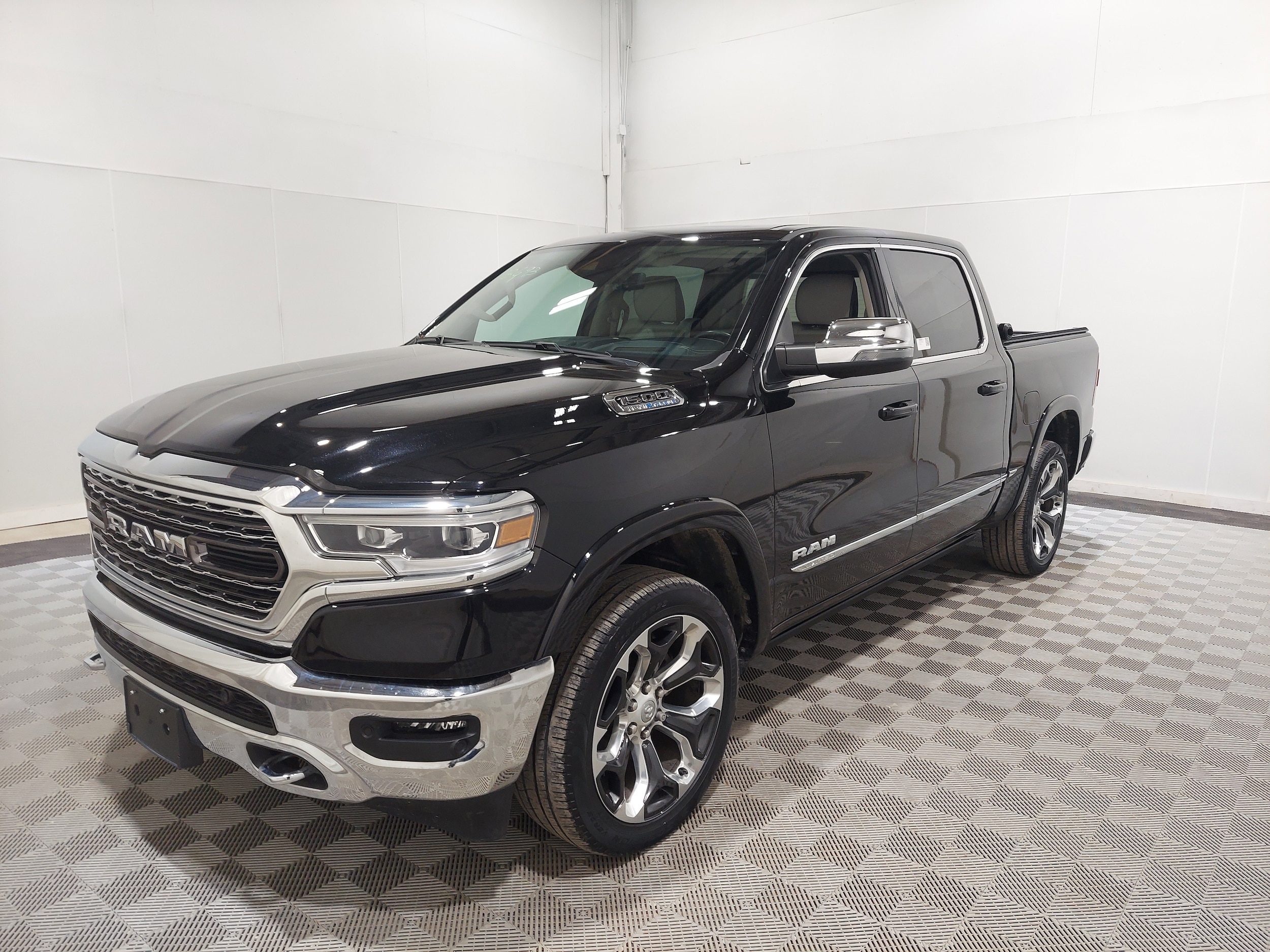 2024 RAM 1500 Limited Crew Cab 4x4 5'7" Box's photo