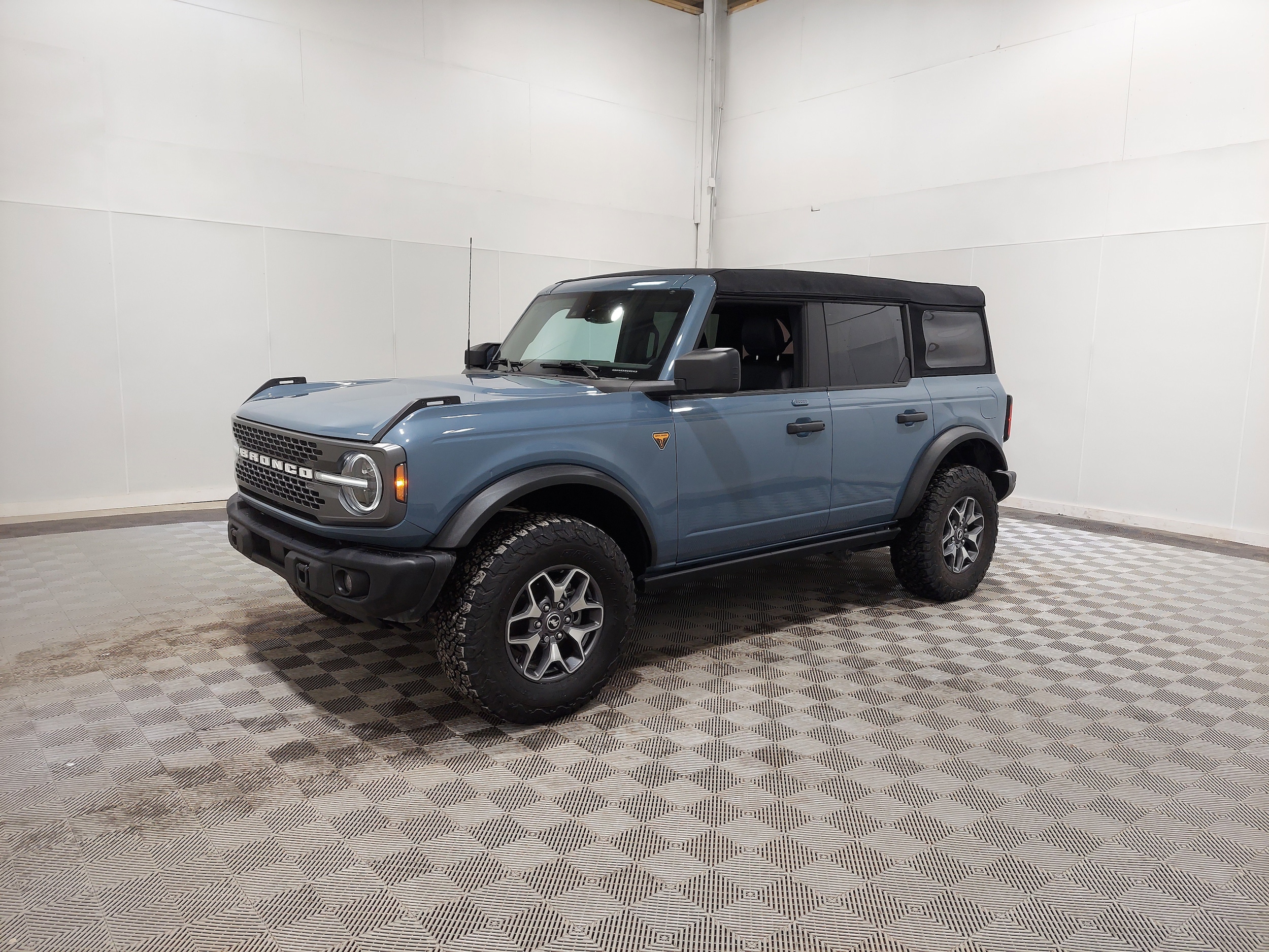 2023 Ford Bronco Badlands
