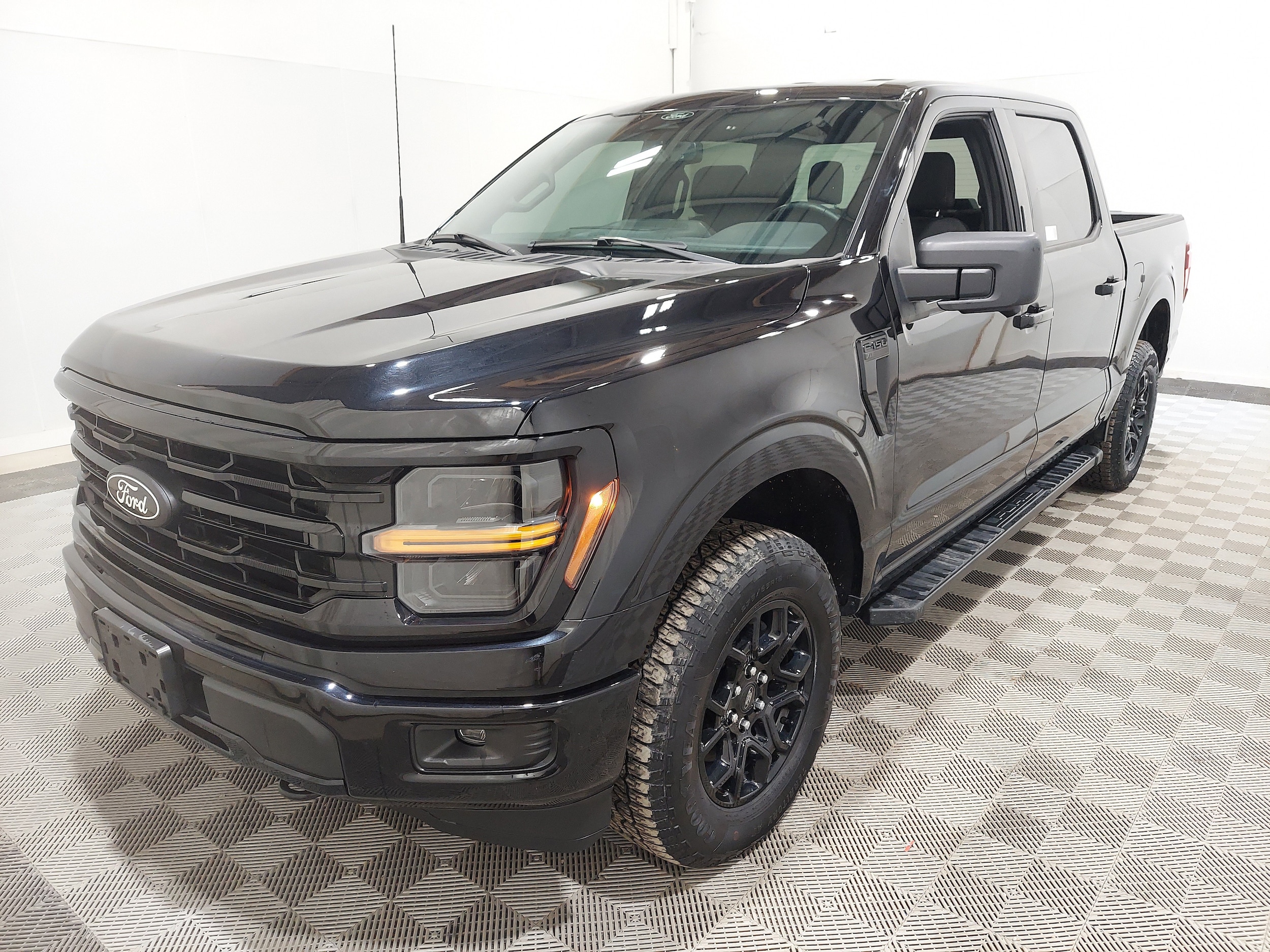 2024 Ford F-150 XLT 4x4 SuperCrew 145 in's photo