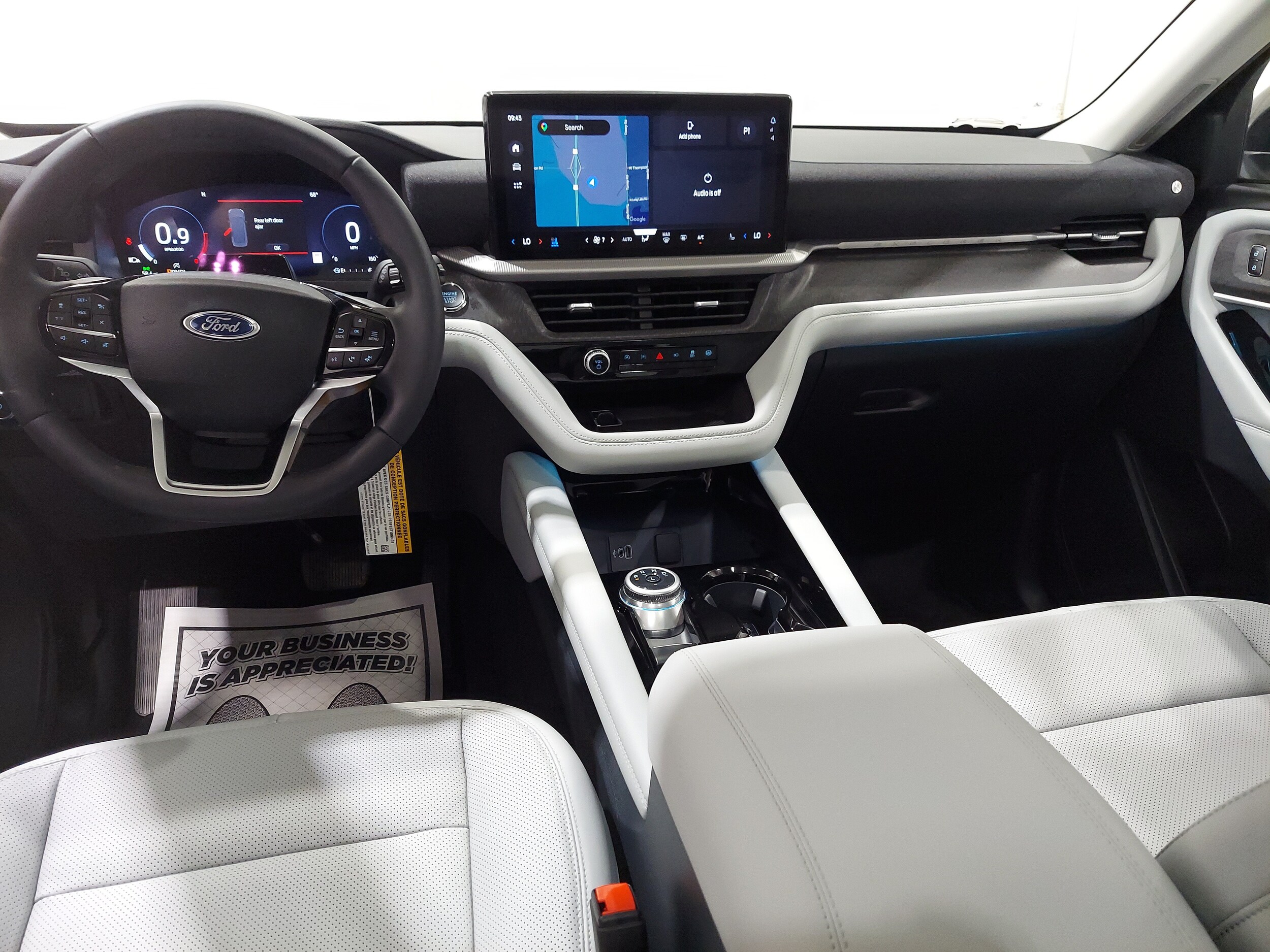 2026 Ford Explorer Platinum - Photo 10