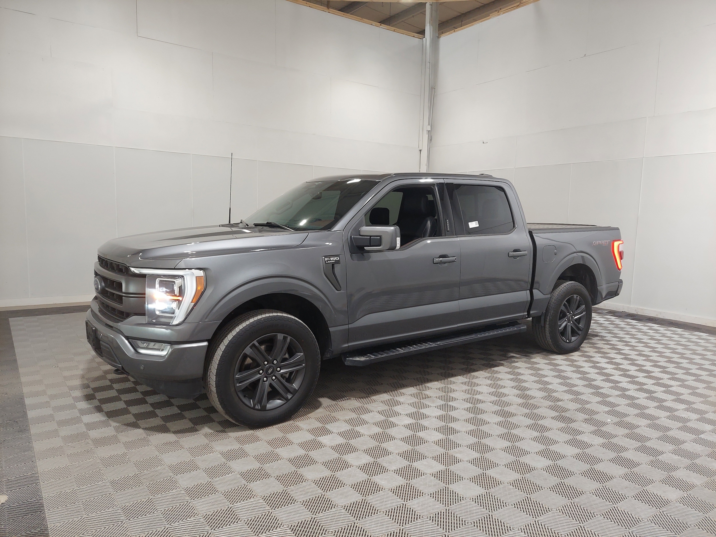 2023 Ford F-150 Lariat's photo