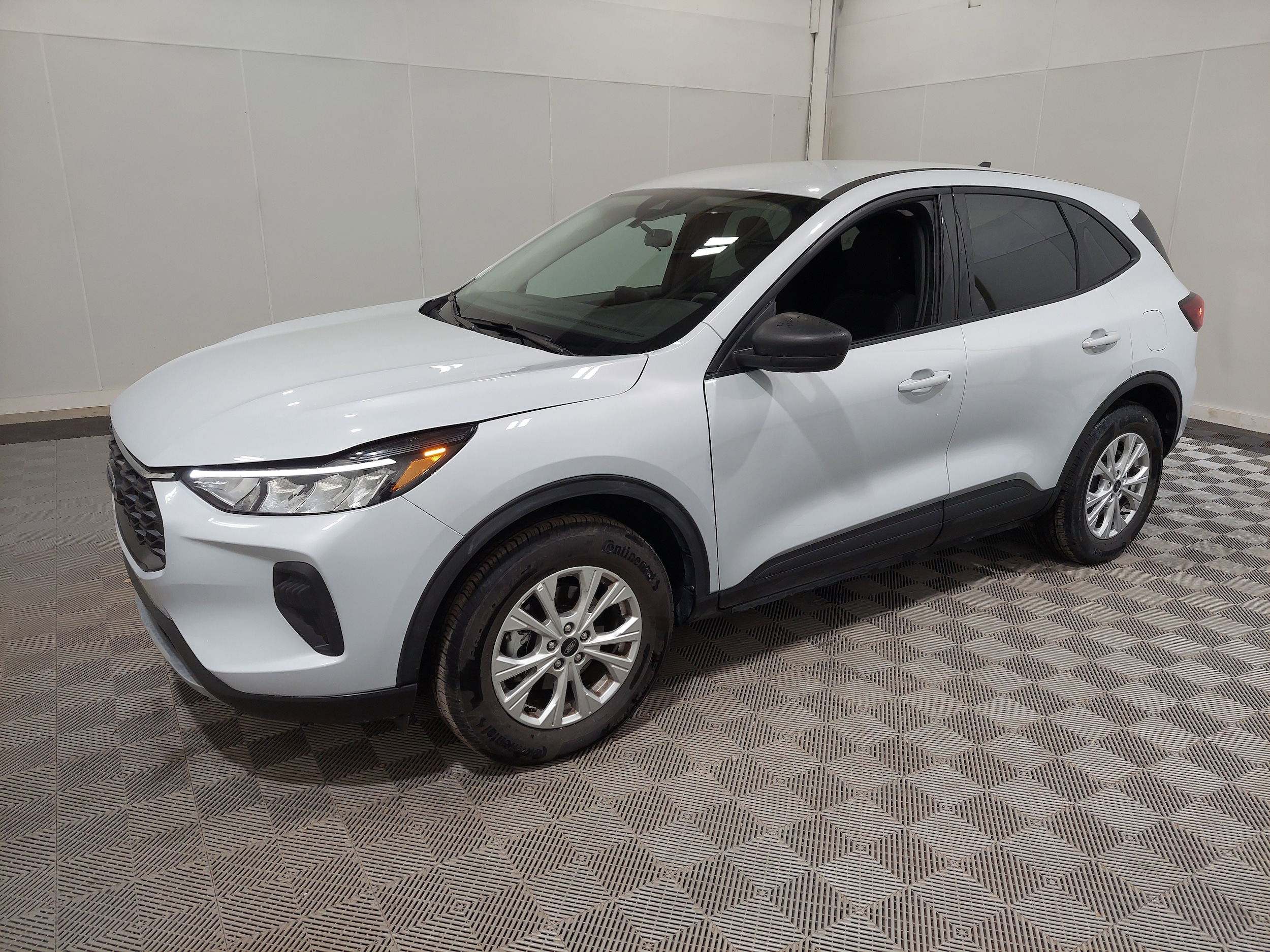 2025 Ford Escape Active's photo