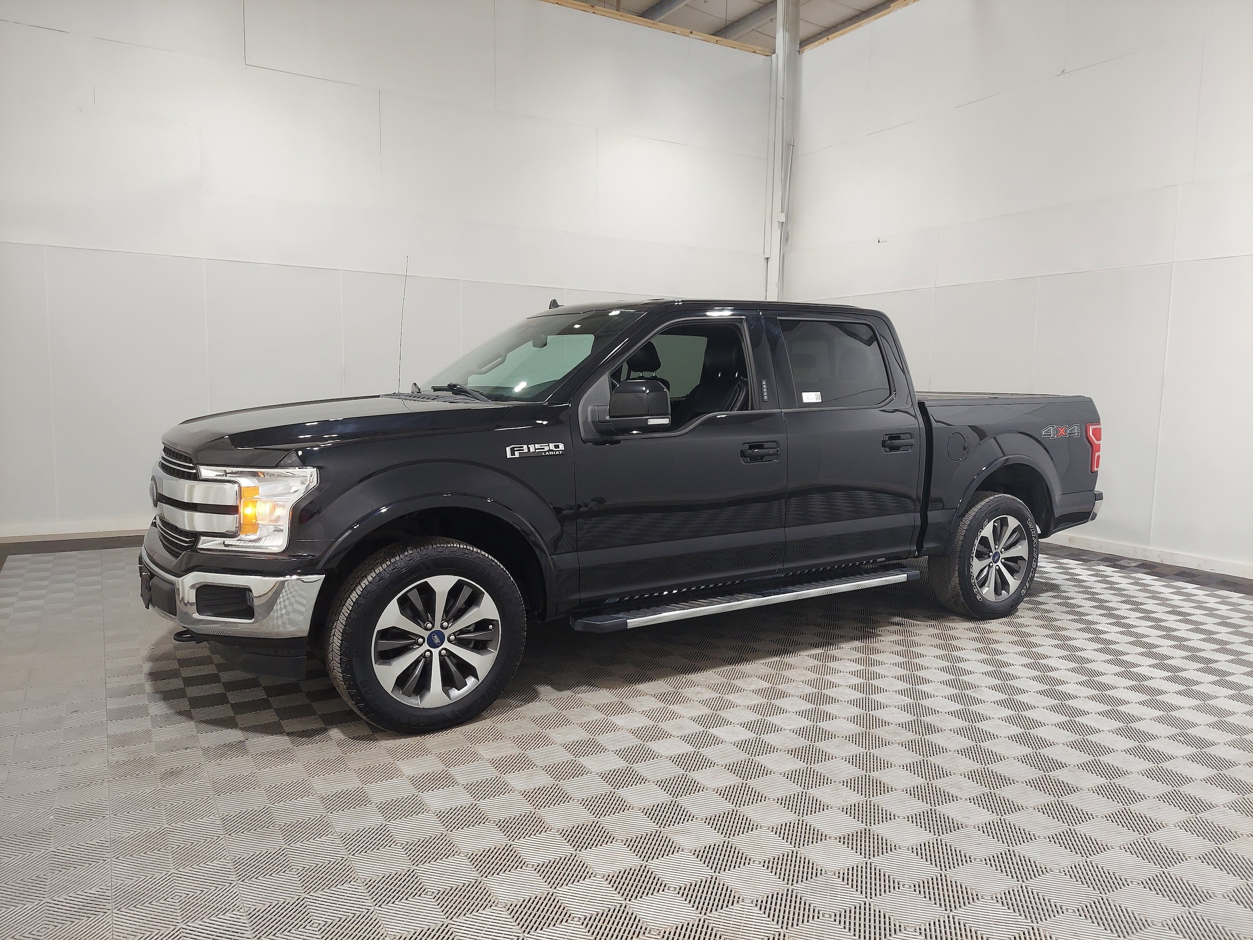 2019 Ford F-150 Lariat's photo