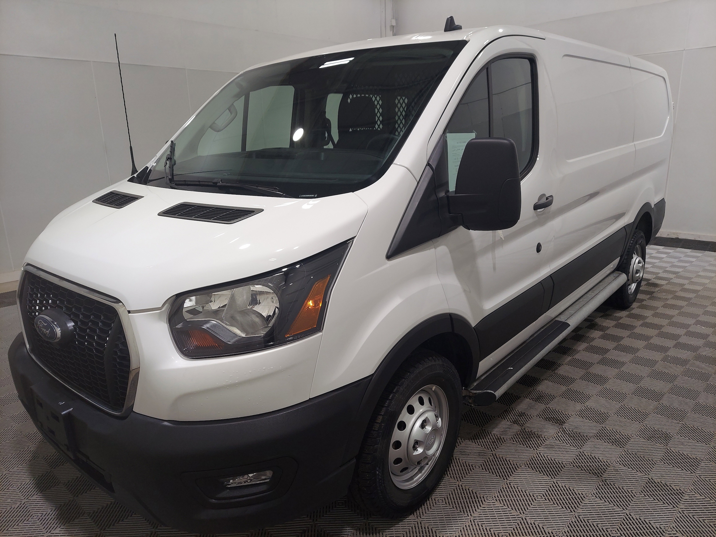 2024 Ford Transit's photo