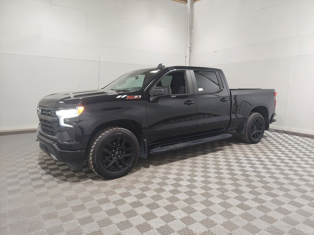 Used 2023 Chevrolet Silverado 1500 RST 4WD Crew Cab 157 RST