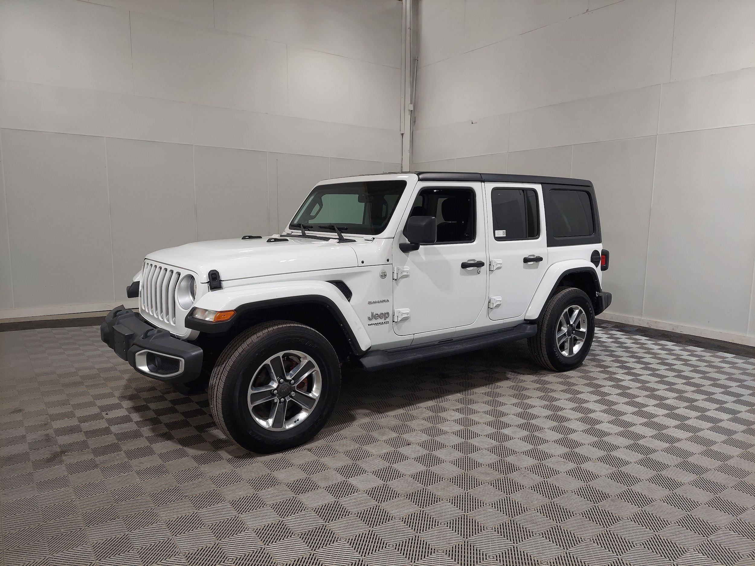 2021 Jeep Wrangler Unlimited Sahara's photo