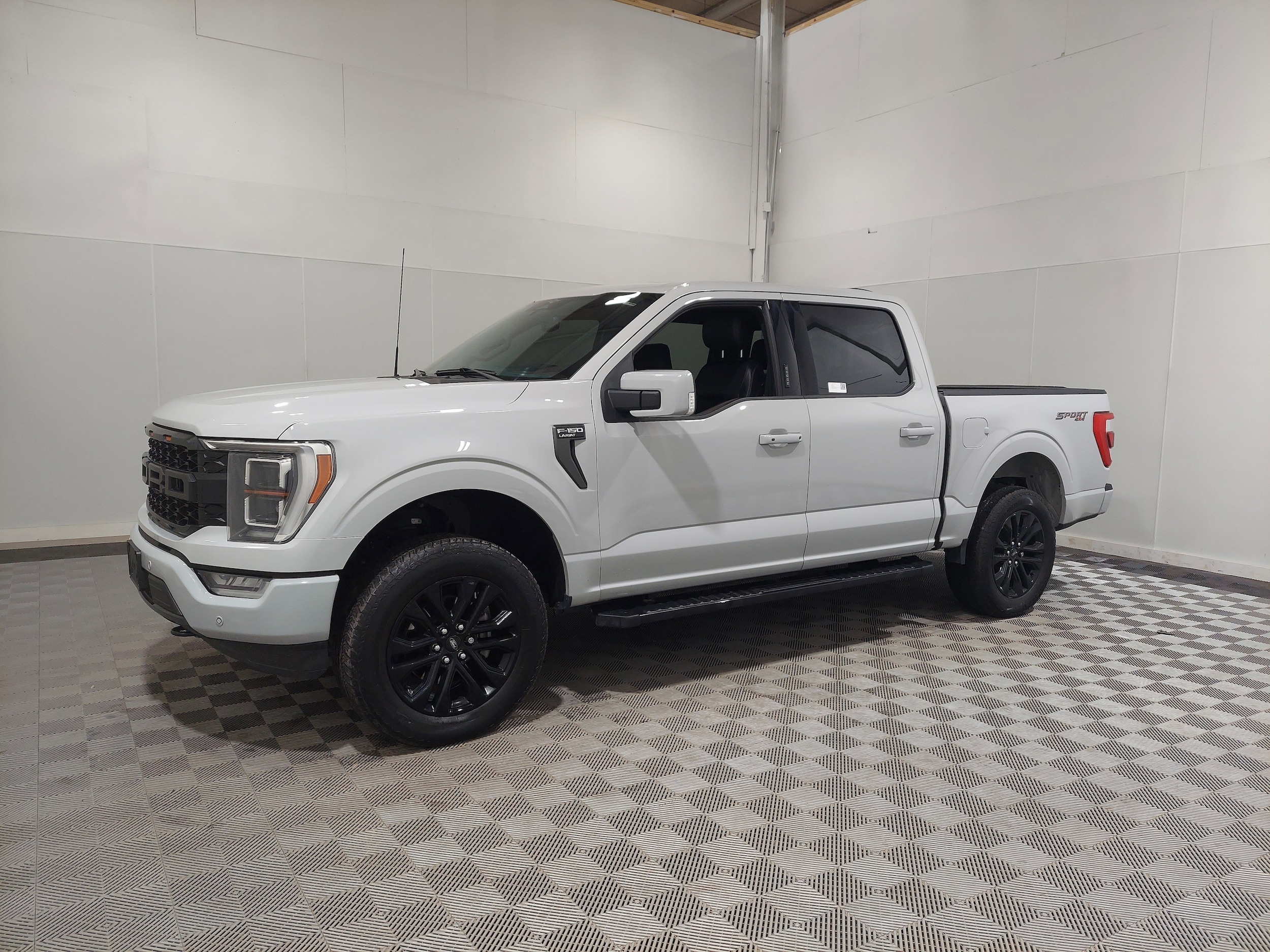 2023 Ford F-150 Lariat's photo
