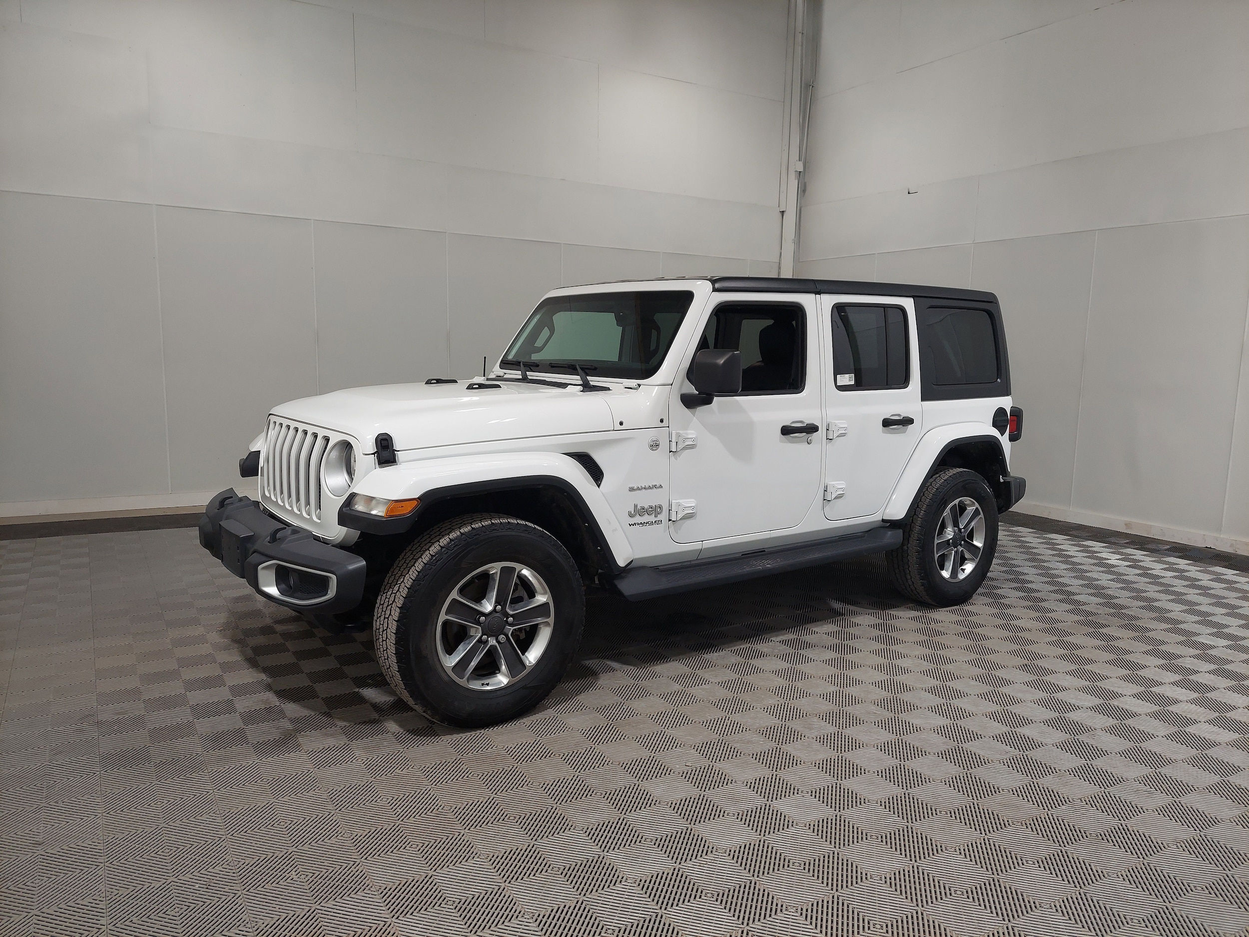 2021 Jeep Wrangler Unlimited Sahara's photo