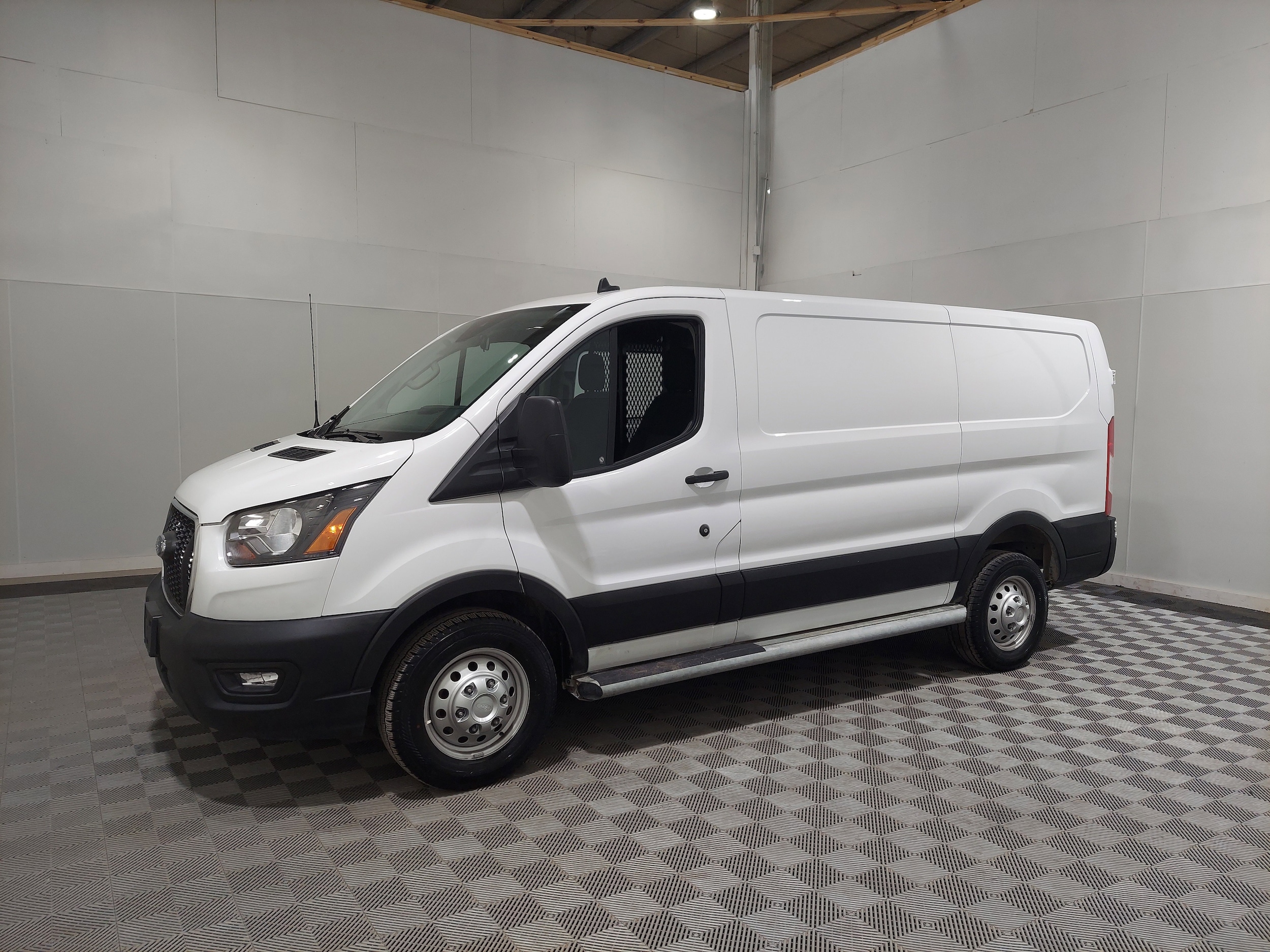 2023 Ford Transit Van Base's photo