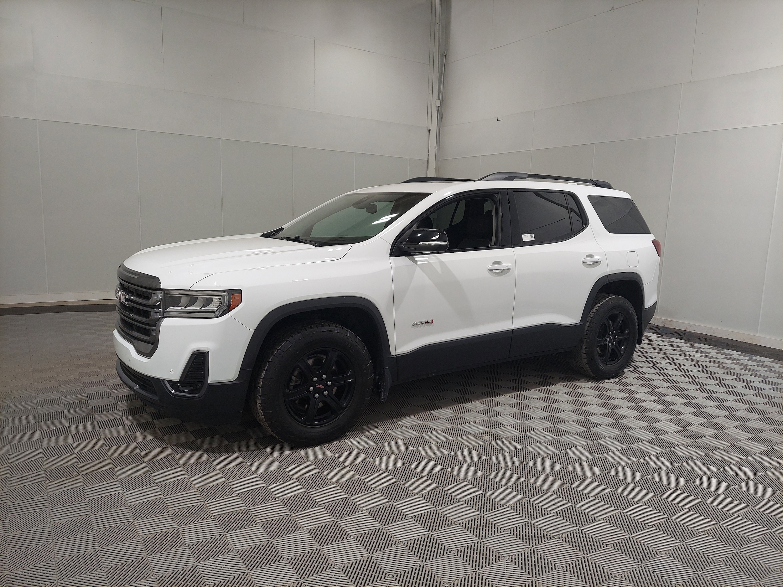 2021 GMC Acadia AT4's photo