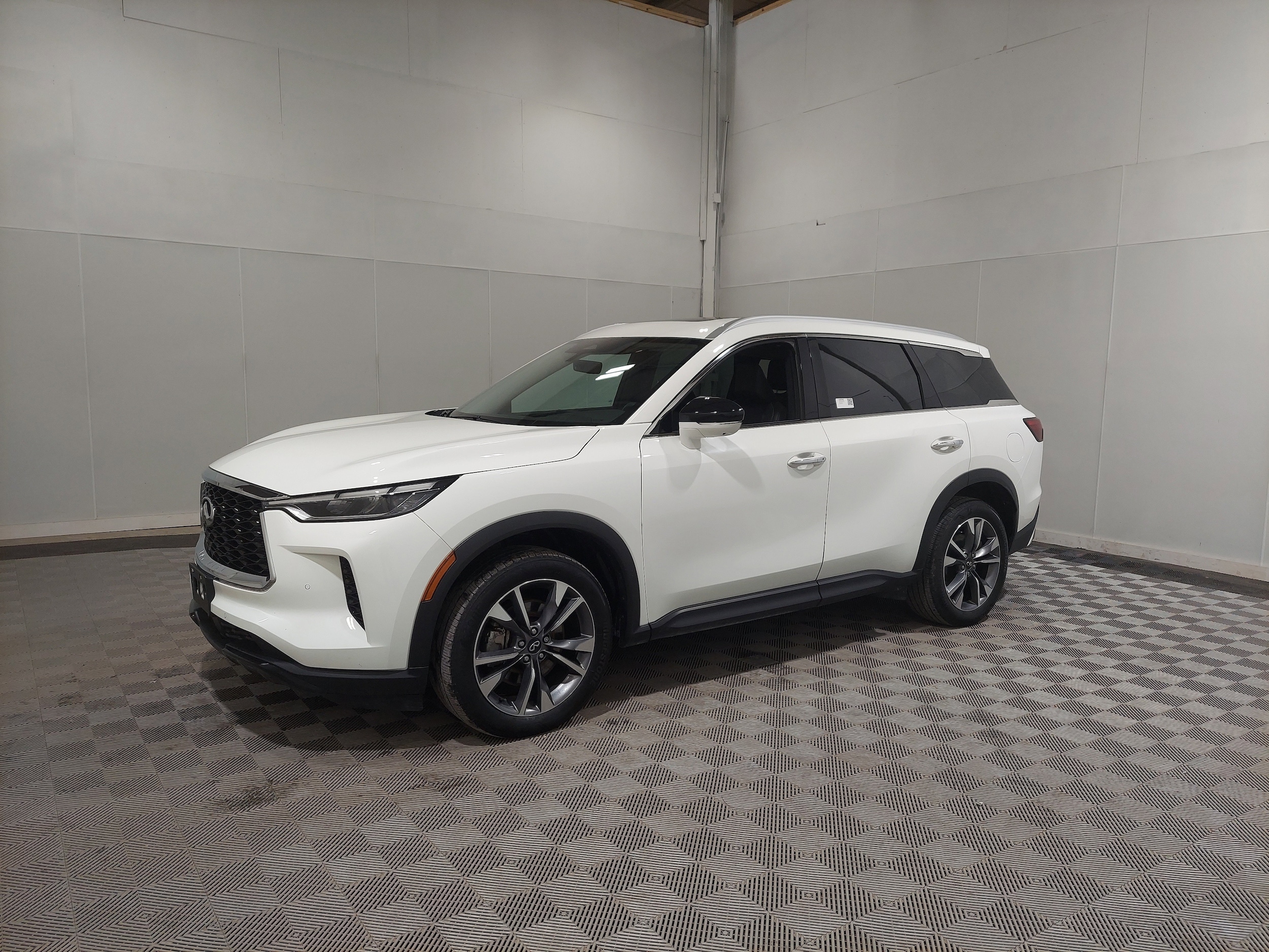 2024 INFINITI QX60 LUXE's photo