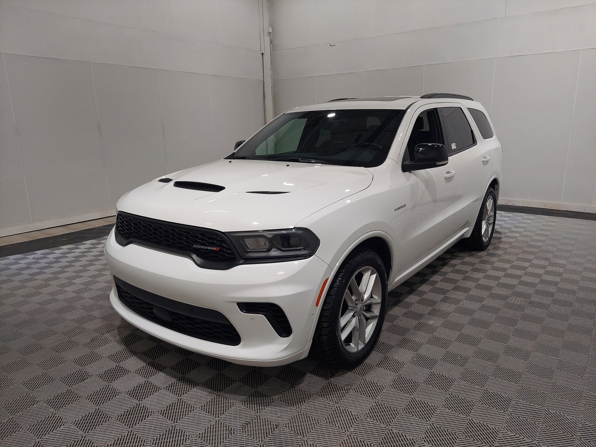 2025 Dodge Durango R/T Plus AWD's photo