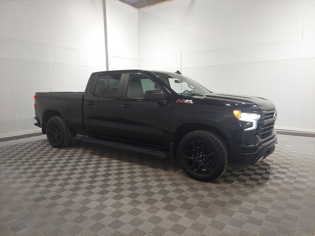 Used 2023 Chevrolet Silverado 1500 RST 4WD Crew Cab 157 RST