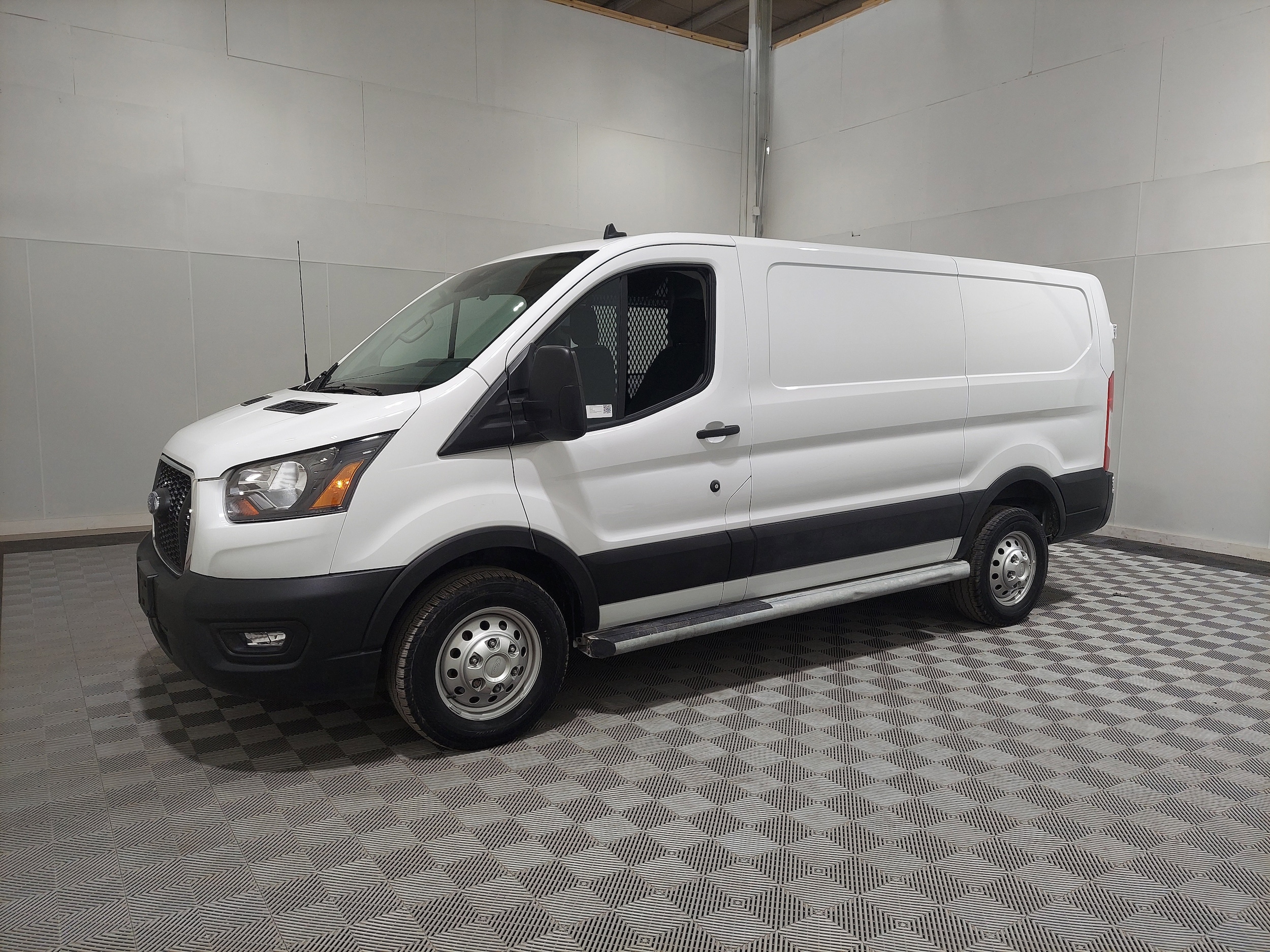 2023 Ford Transit Van Base's photo