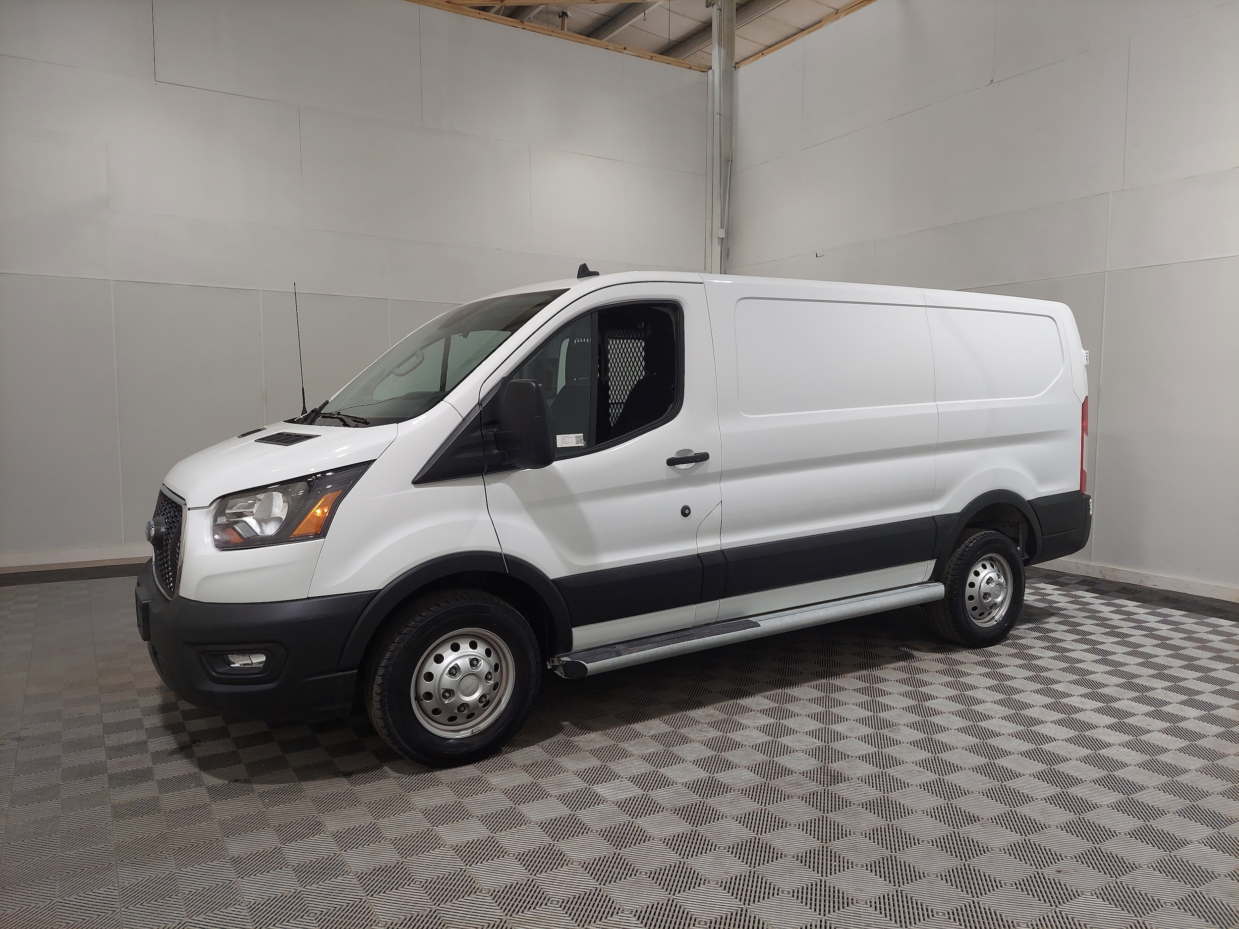 2023 Ford Transit Van Base's photo