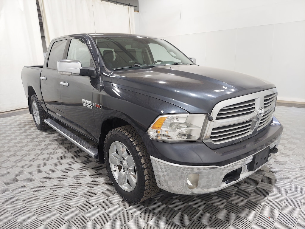 Used 2017 Ram 1500 SLT SLT 4x4 Crew Cab 57 Box