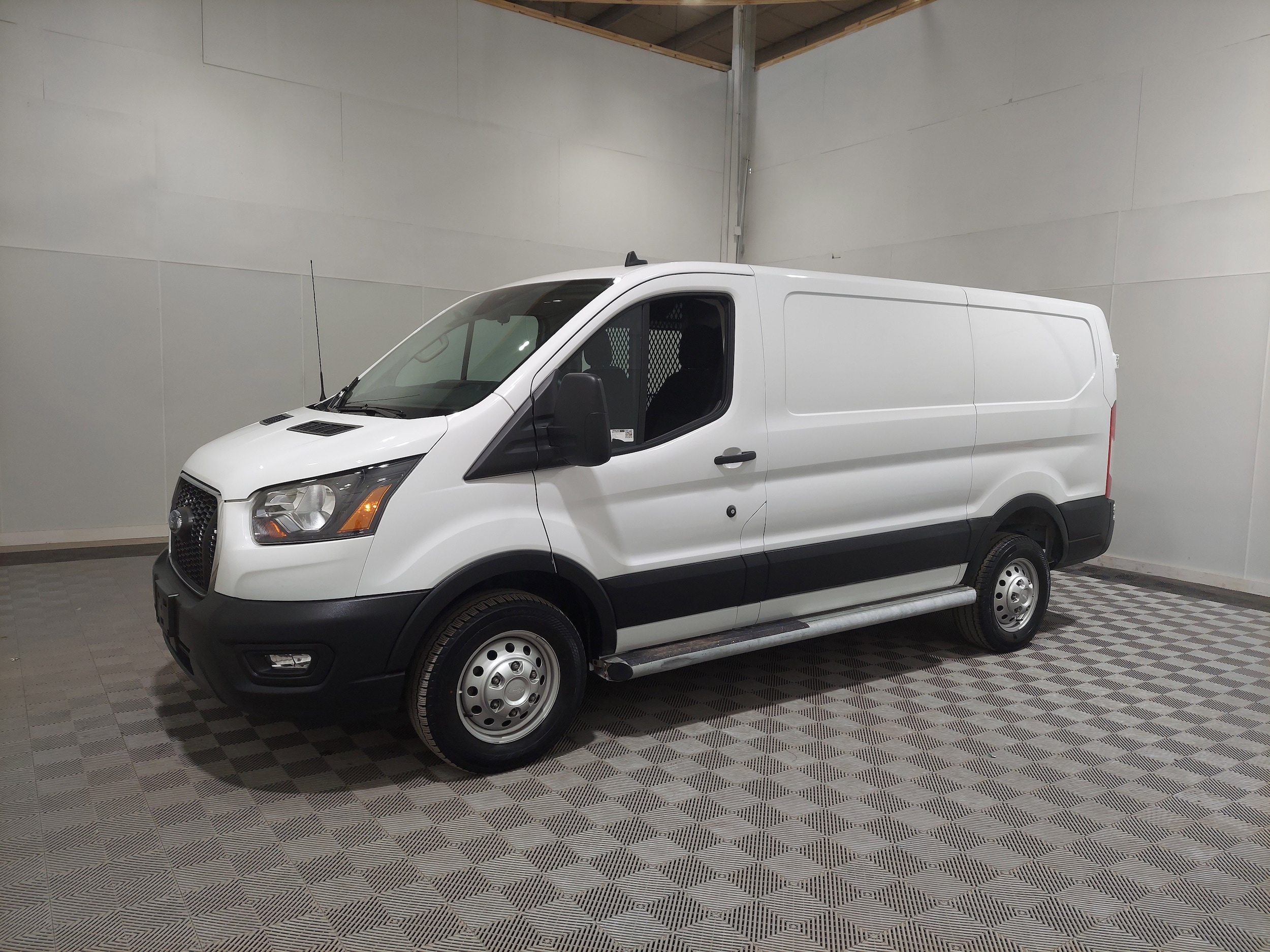 2023 Ford Transit Van Base's photo
