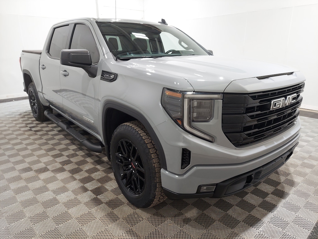 Used 2024 GMC Sierra 1500 Elevation 4WD Crew Cab 147 Elevation w/3SB