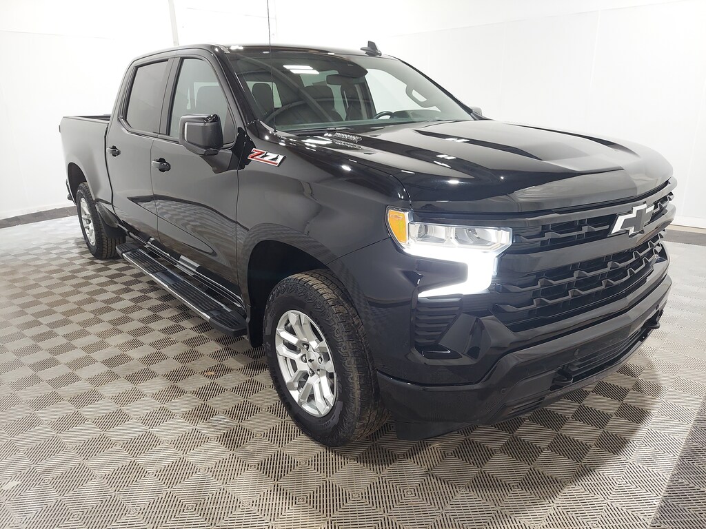 Used 2024 Chevrolet Silverado 1500 RST 4WD Crew Cab 157 RST