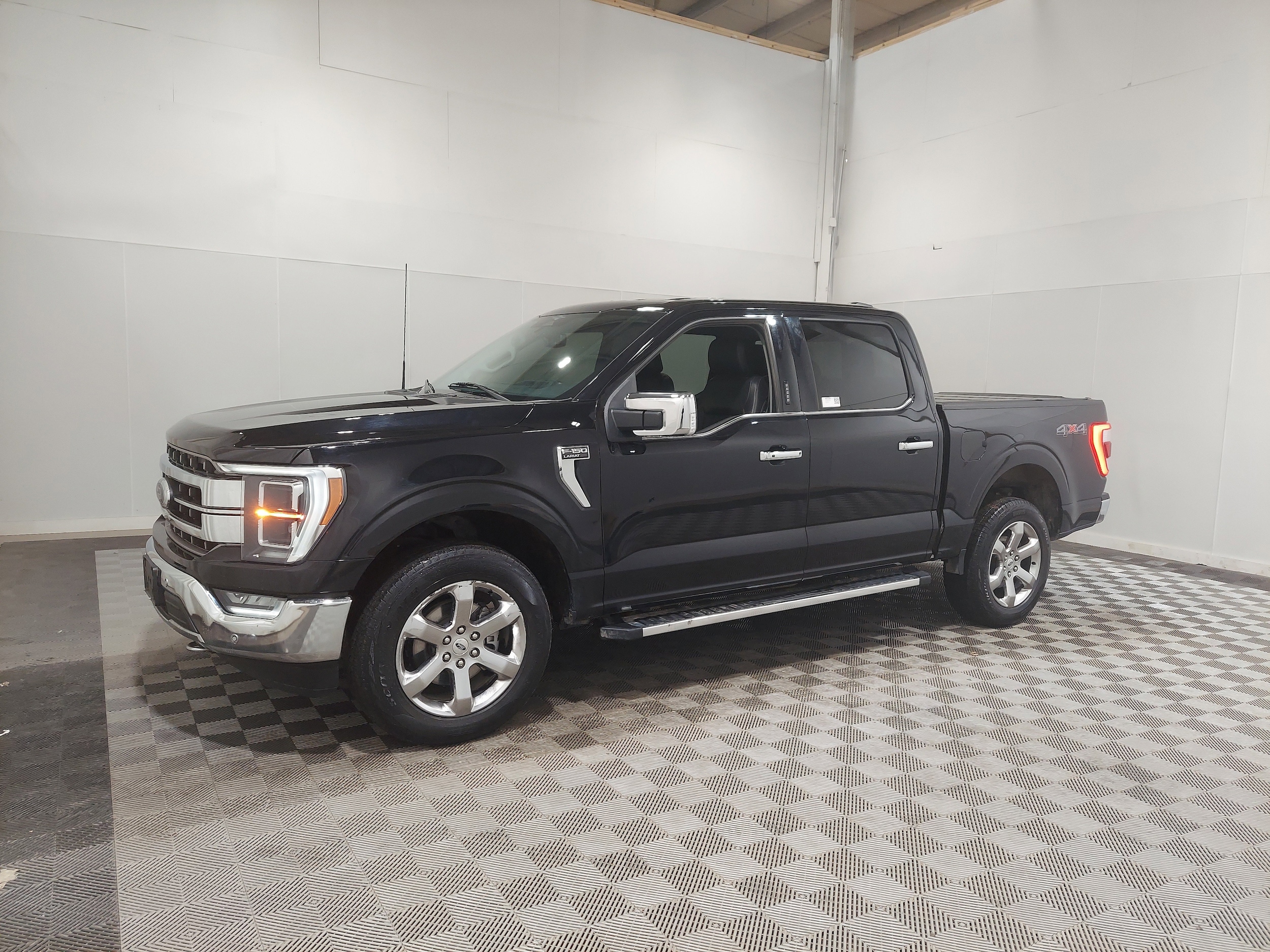 2023 Ford F-150 Lariat's photo