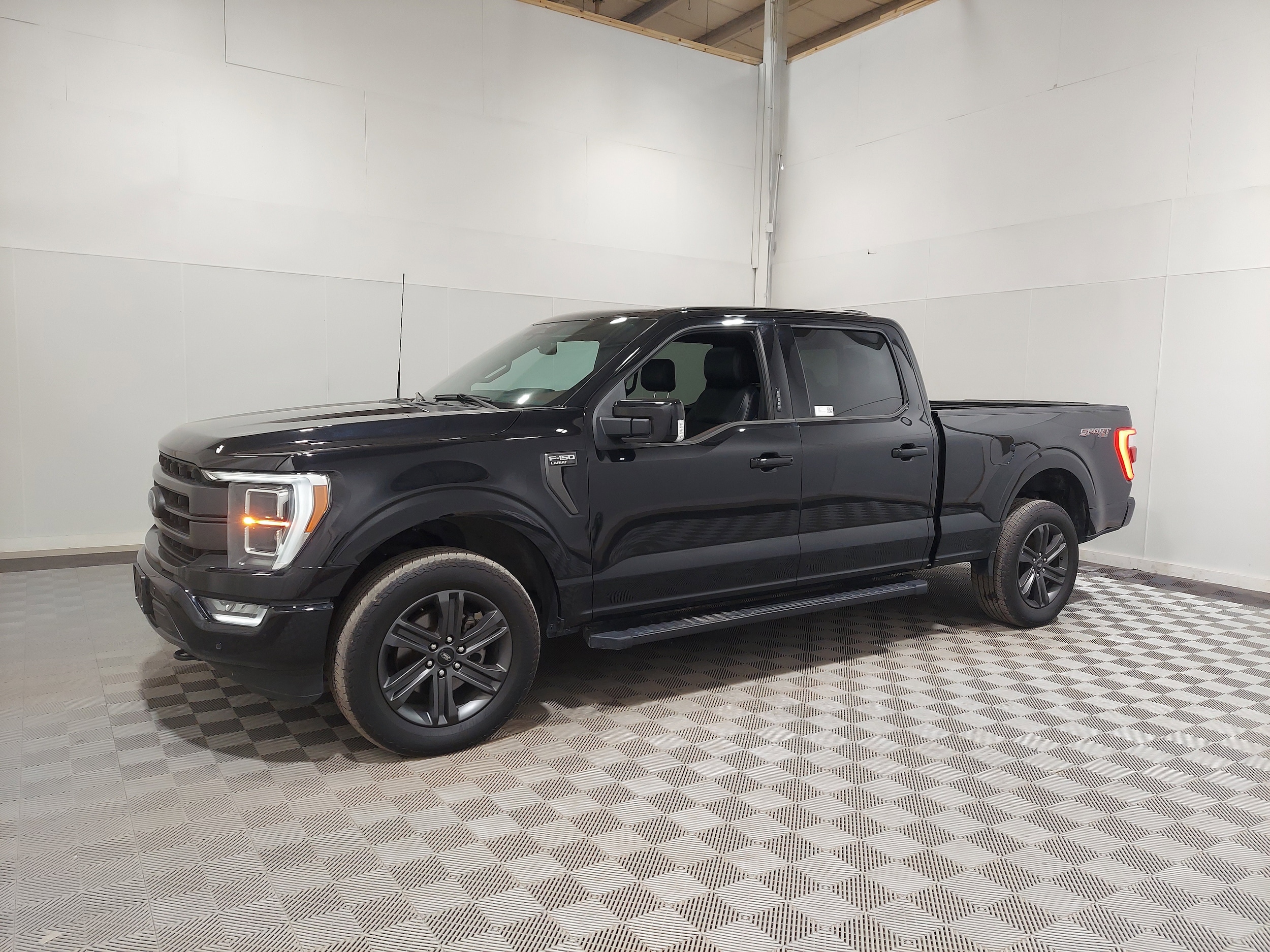 2023 Ford F-150 Lariat's photo