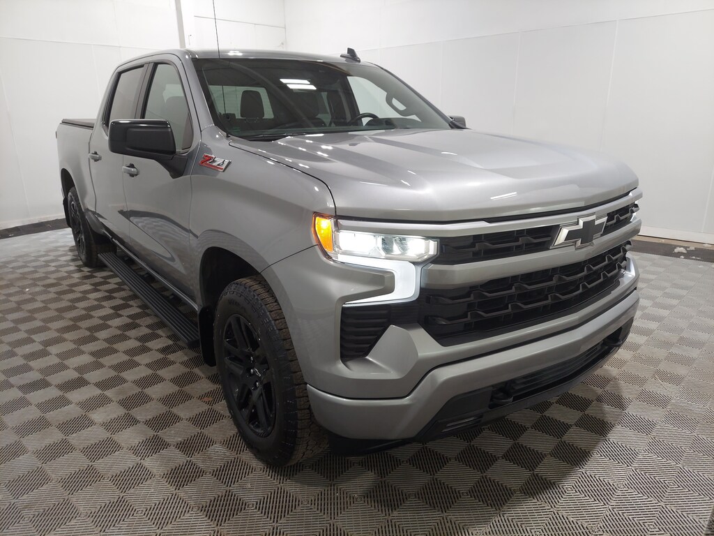 Used 2024 Chevrolet Silverado 1500 RST 4WD Crew Cab 157 RST