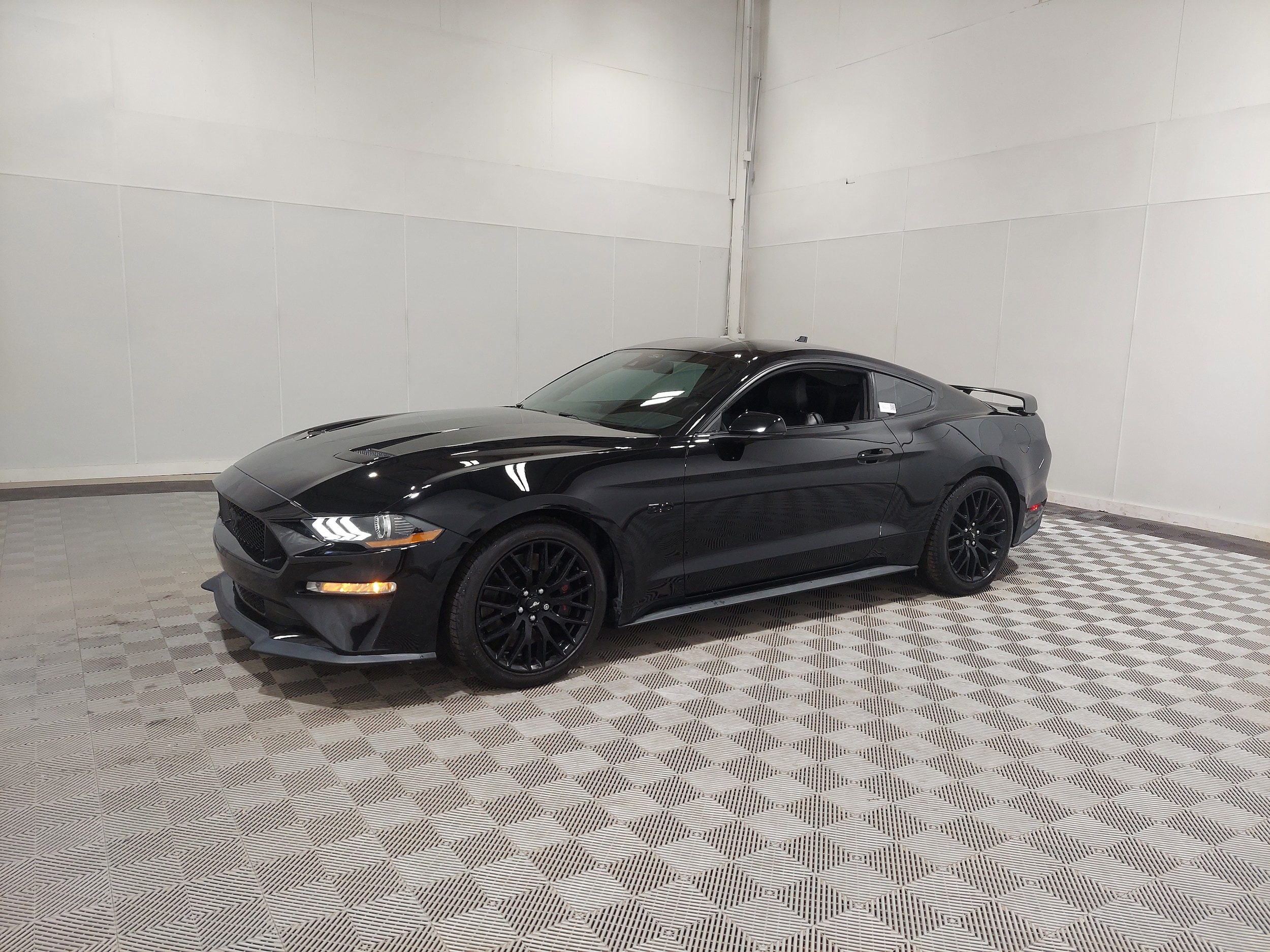 2021 Ford Mustang GT Premium's photo