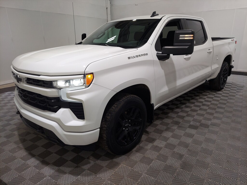 Used 2024 Chevrolet Silverado 1500 RST 4WD Crew Cab 157 RST