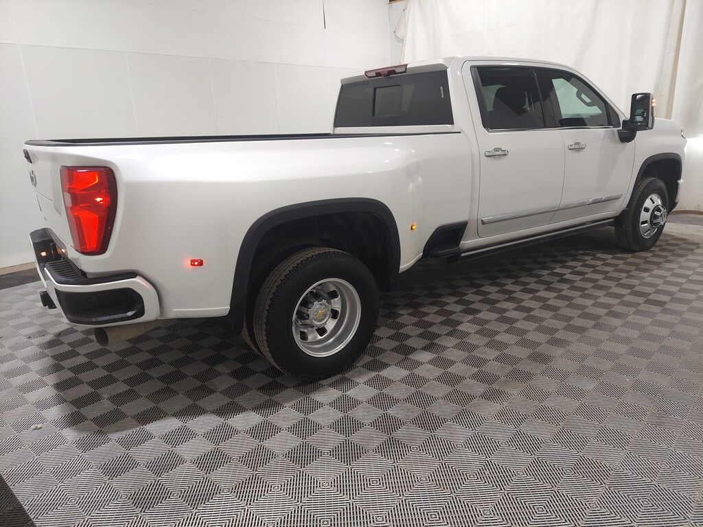 Used 2025 Chevrolet Silverado 3500HD High Country 4WD Crew Cab 172 High Country