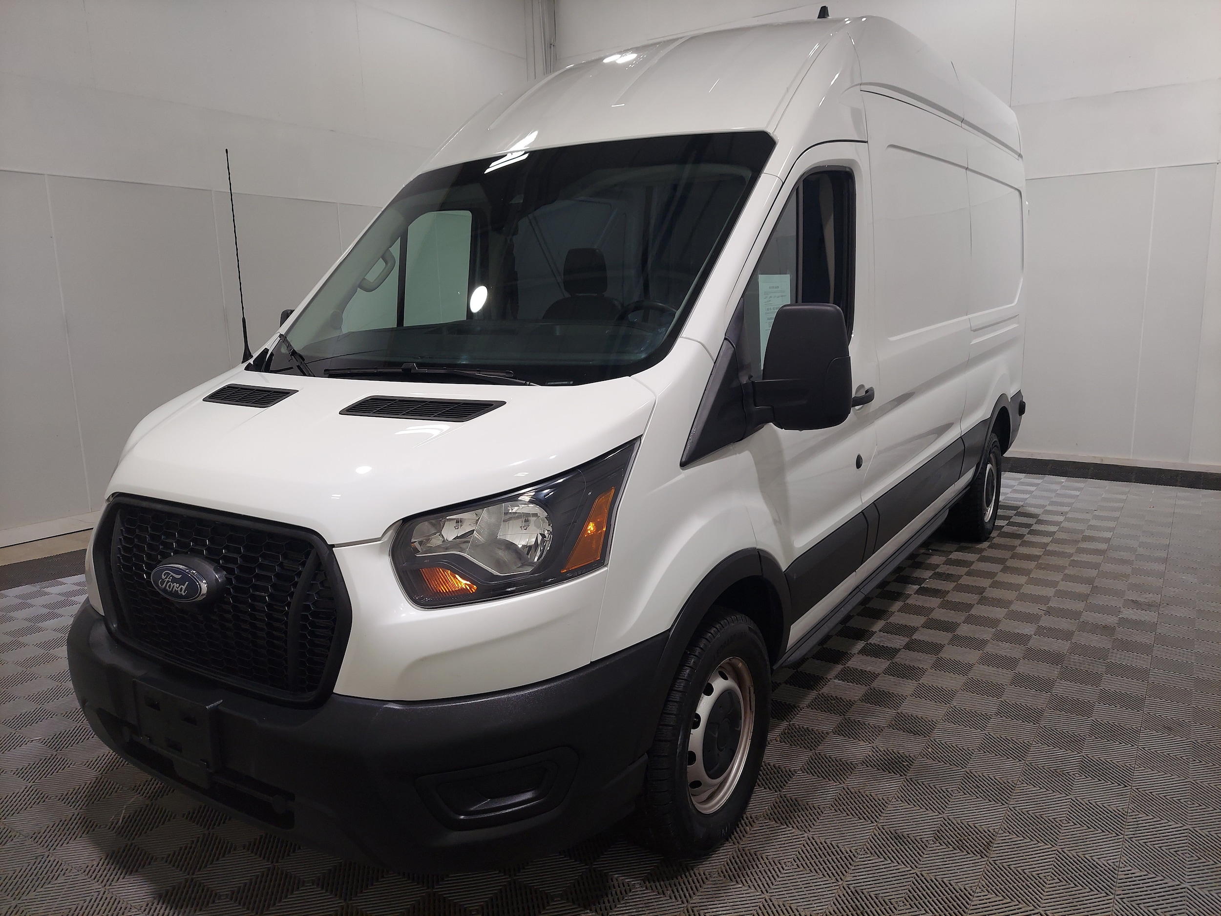 2024 Ford Transit T250 High Roof 148WB's photo