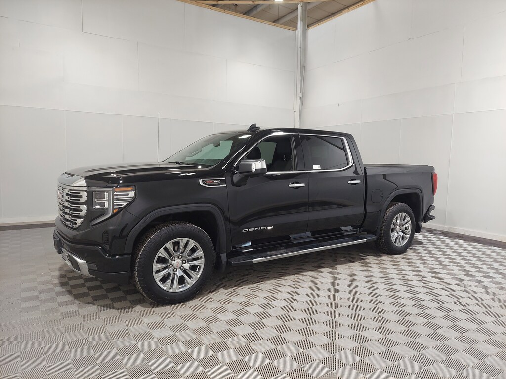 Used 2024 GMC Sierra 1500 Denali 4WD Crew Cab 147 Denali