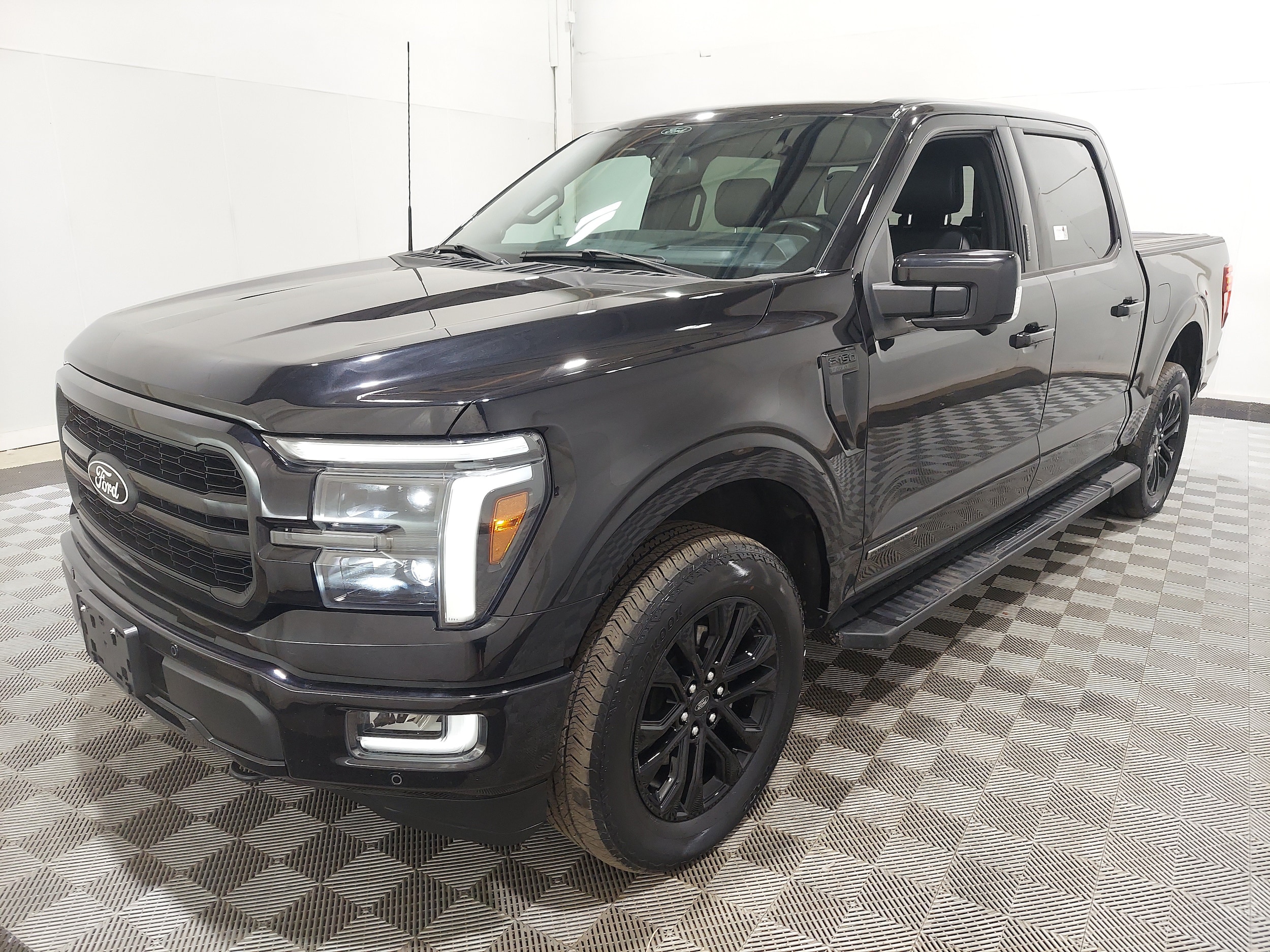 2024 Ford F-150 Lariat 4x4 SuperCrew 5-1/2 Box's photo