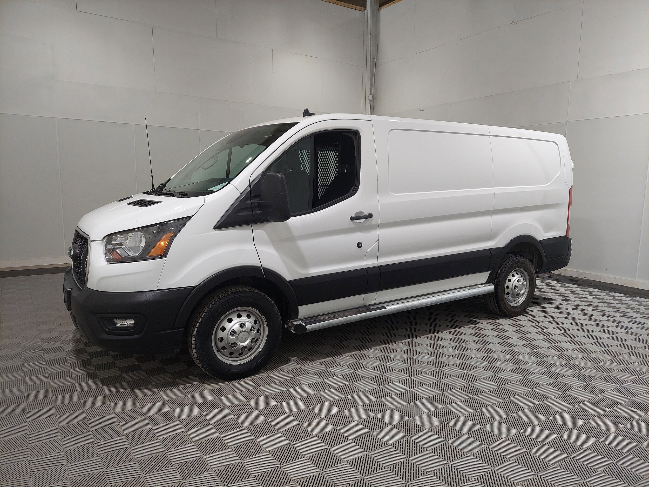 2023 Ford Transit Van Base's photo