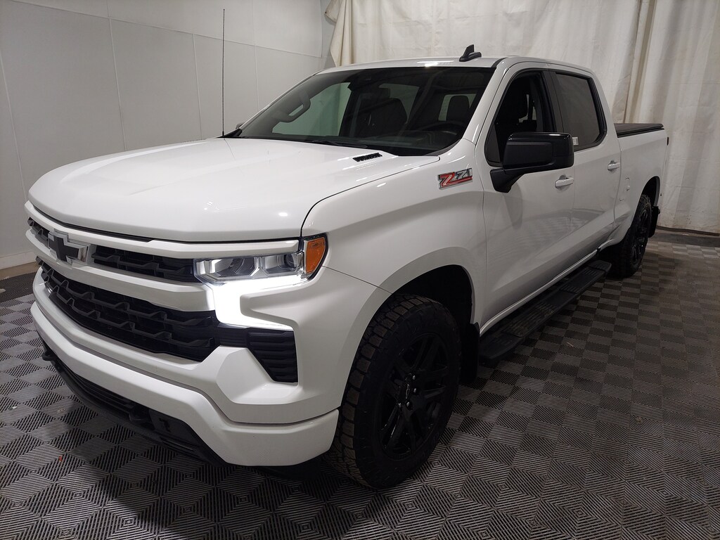 Used 2024 Chevrolet Silverado 1500 RST 4WD Crew Cab 157 RST
