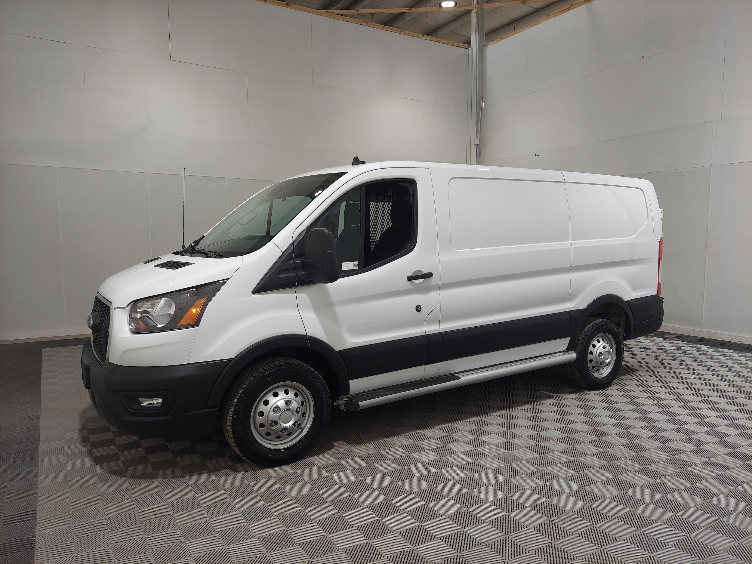 2023 Ford Transit Van Base's photo