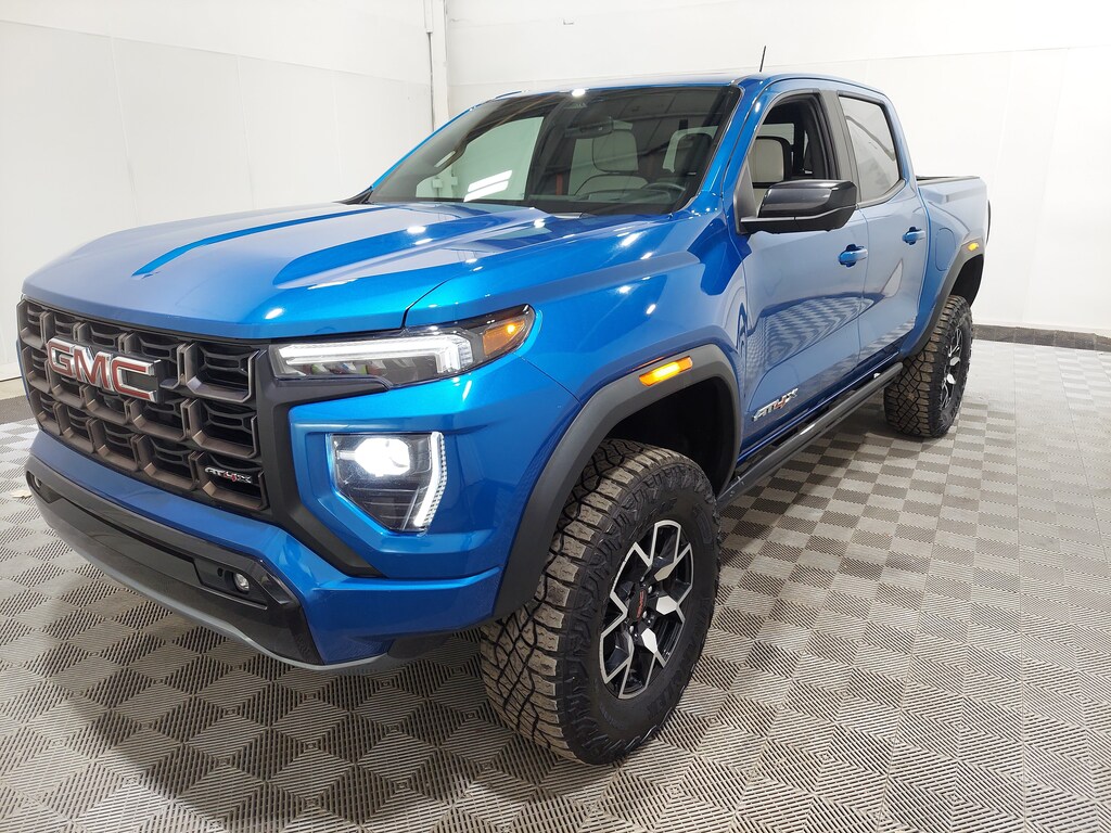 Used 2023 GMC Canyon 4WD AT4X 4WD Crew Cab AT4X