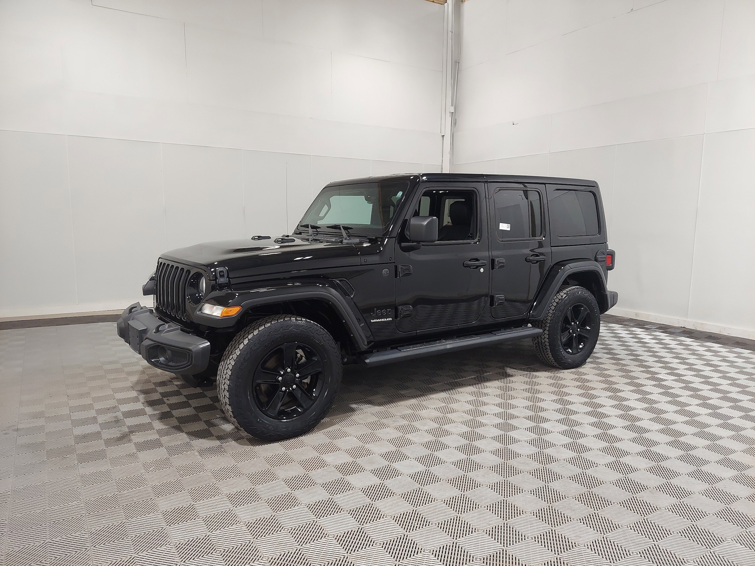 2023 Jeep Wrangler 4-Door Sahara Altitude's photo