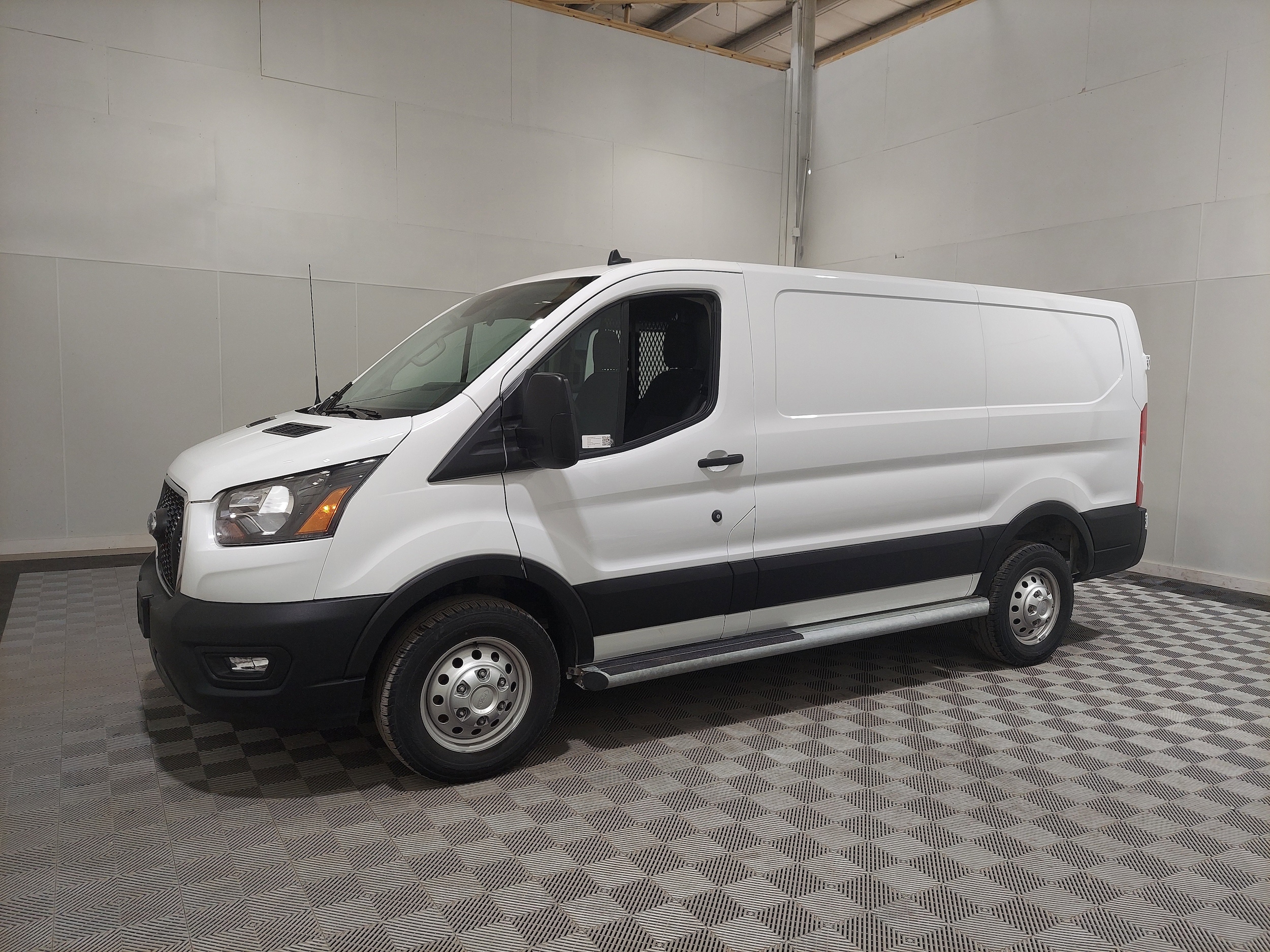 2023 Ford Transit Van Base's photo