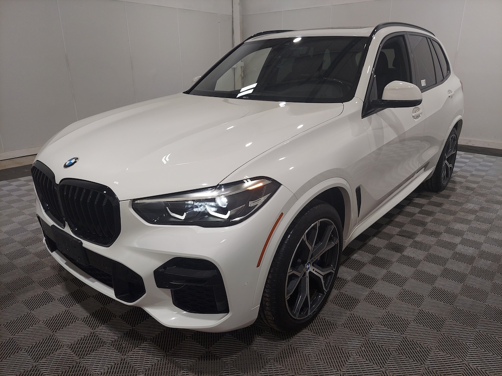 Used 2022 BMW X5 xDrive40i xDrive40i Sports Activity Vehicle