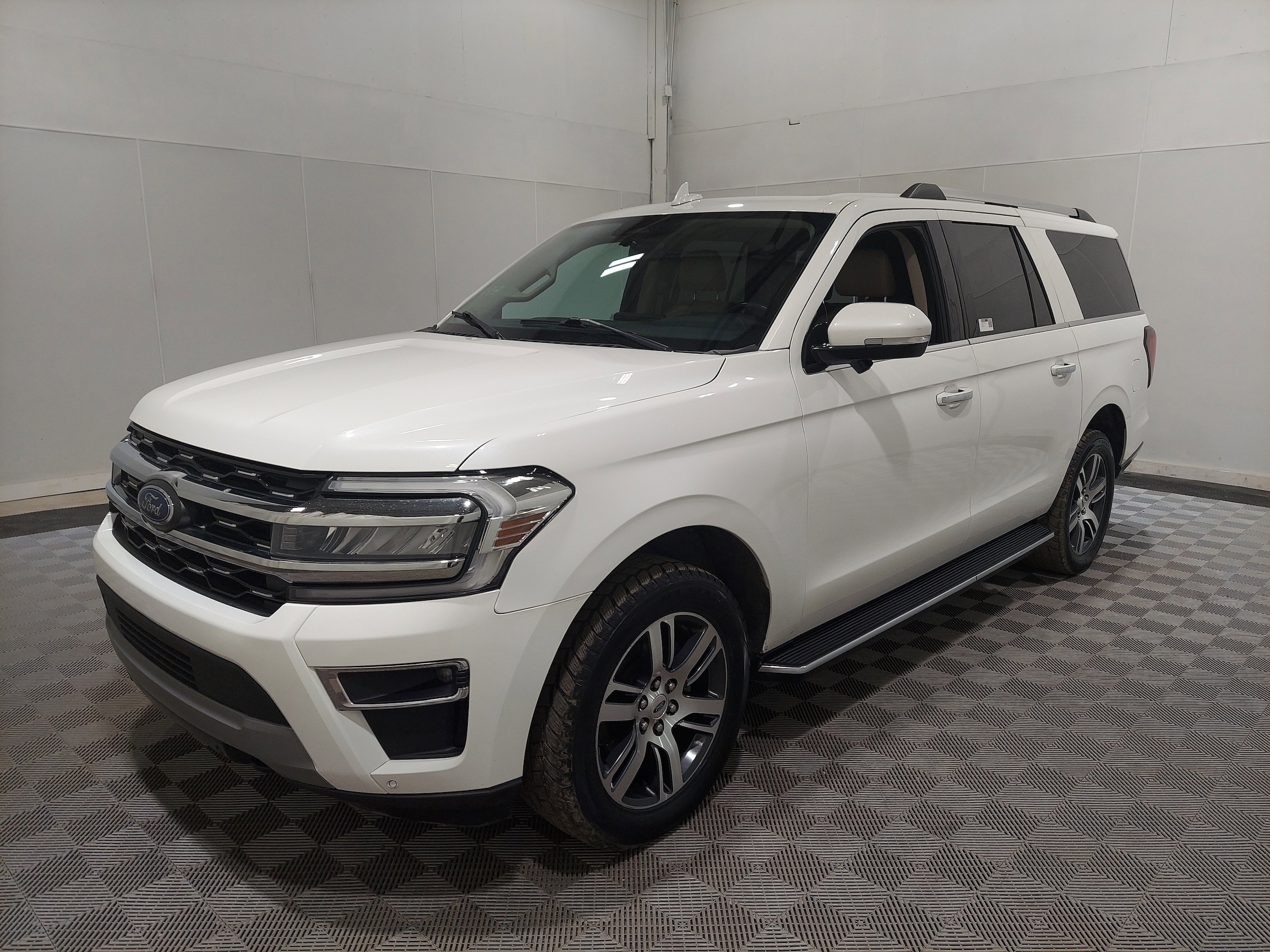 2023 Ford Expedition Limited MAX 4x4's photo