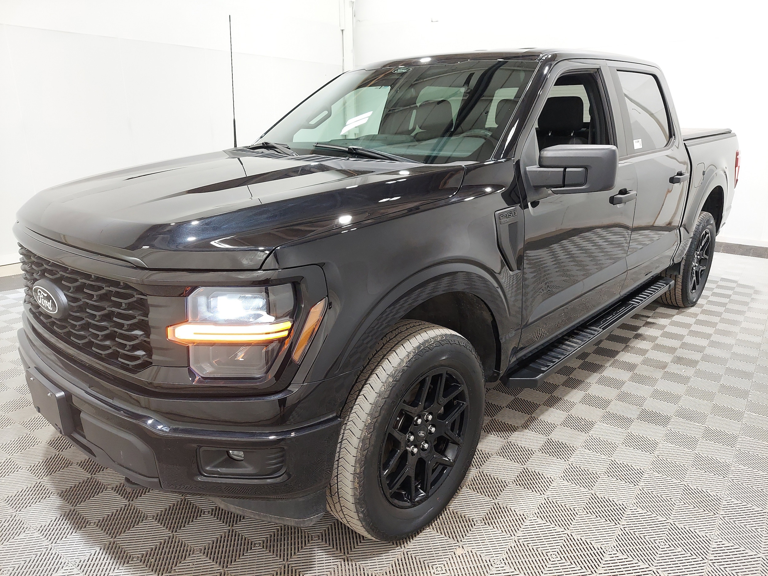 2024 Ford F-150 STX 4x4 SuperCrew 145 in's photo