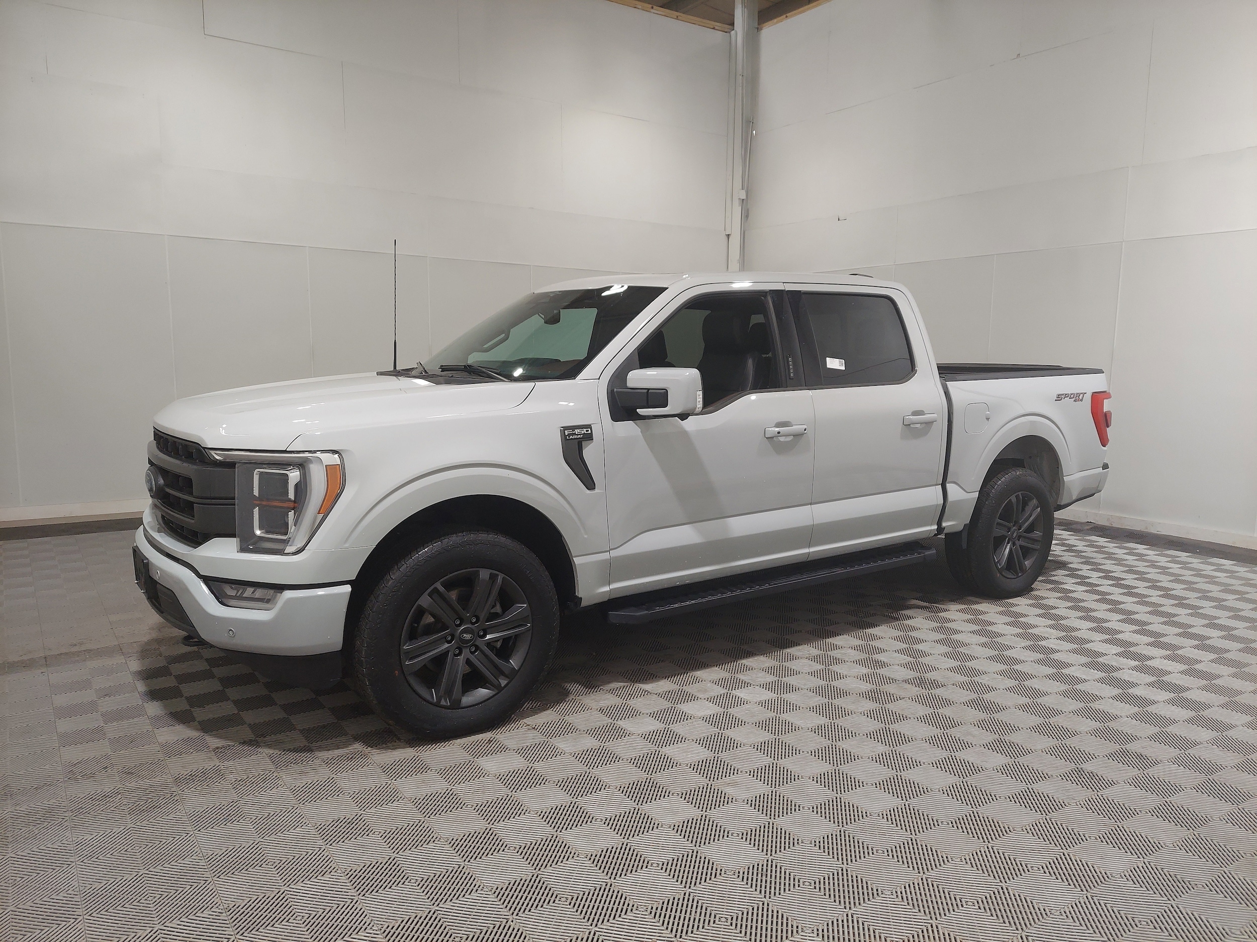 2023 Ford F-150 Lariat's photo