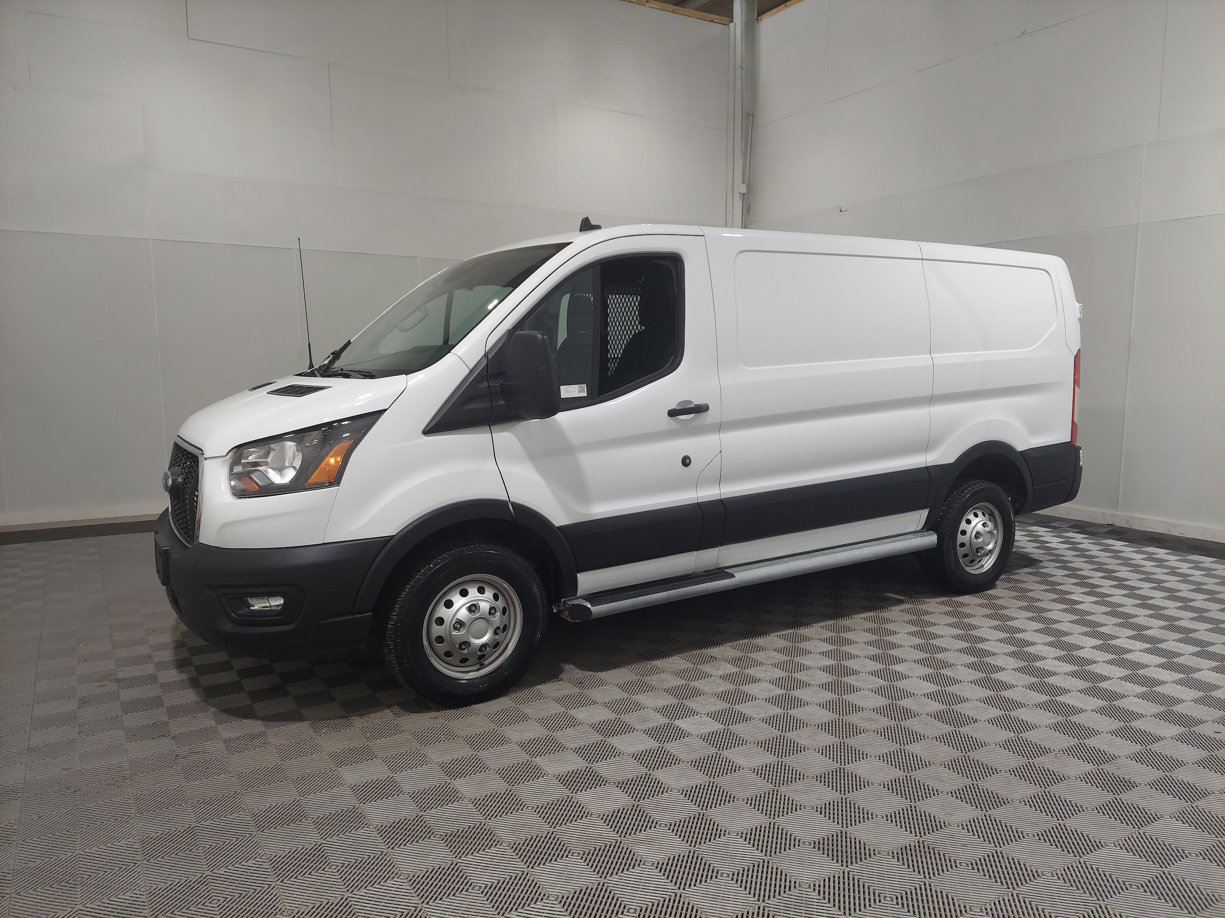 2023 Ford Transit Van Base's photo