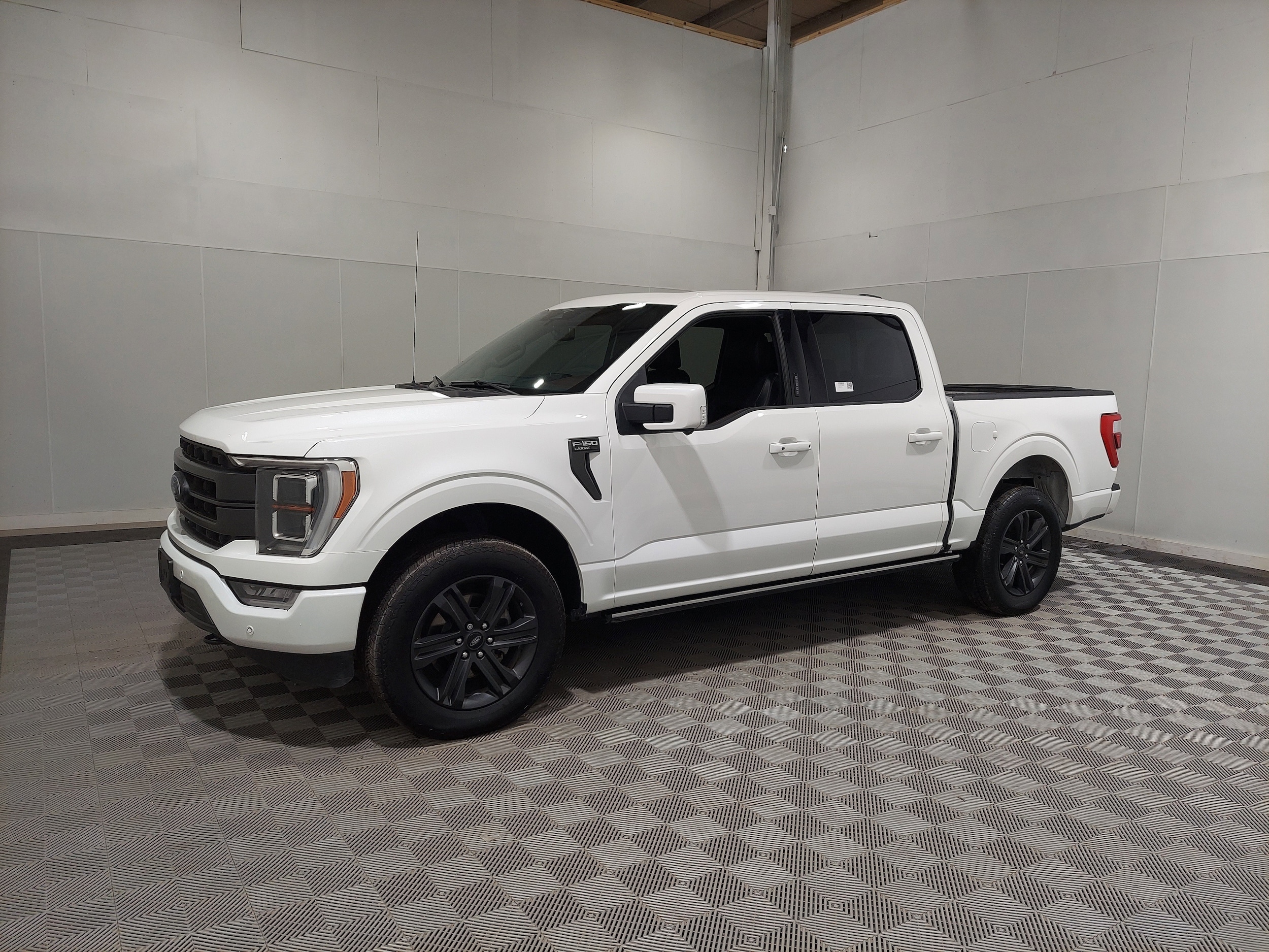 2023 Ford F-150 Lariat's photo